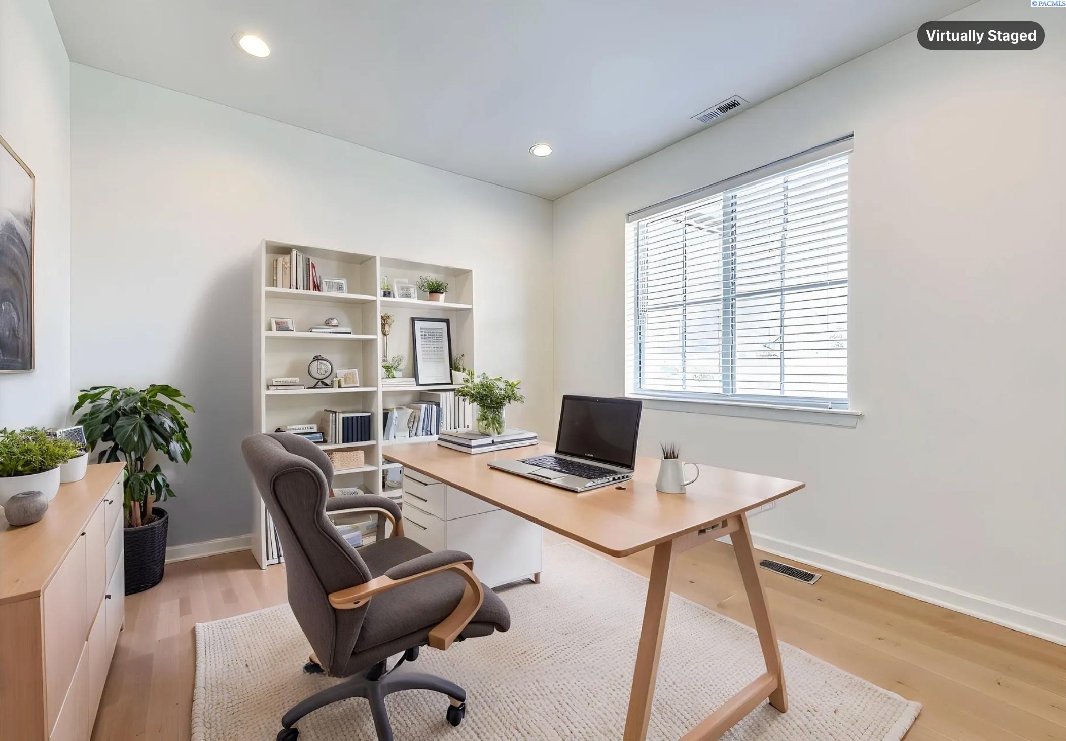 1325 SW Panorama Drive