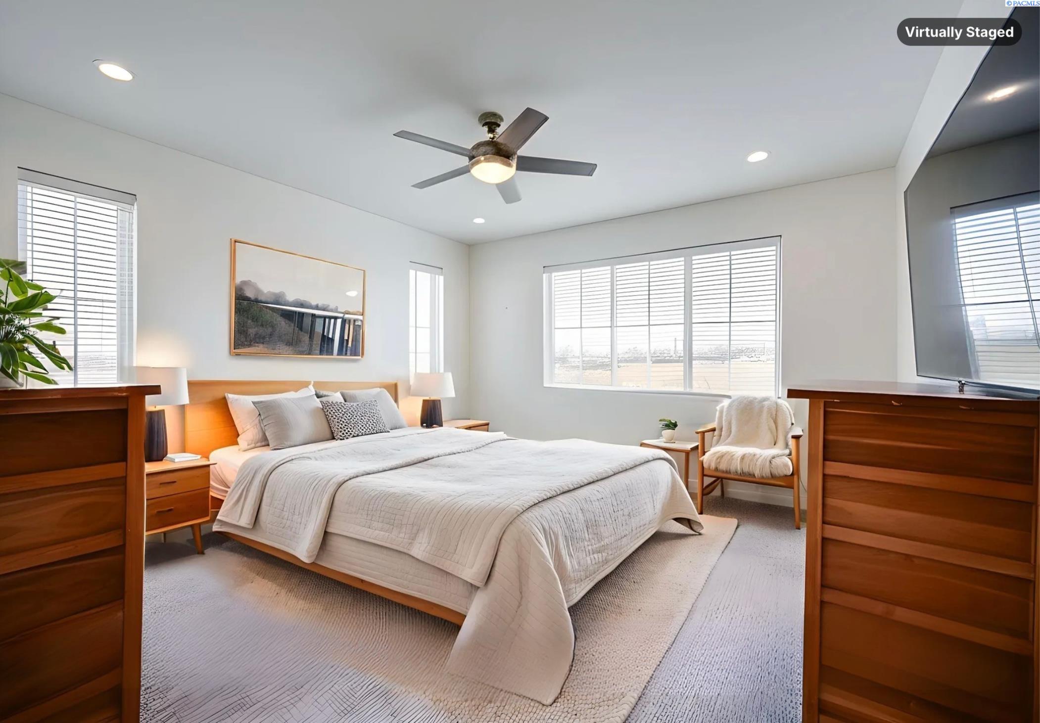 1325 SW Panorama Drive