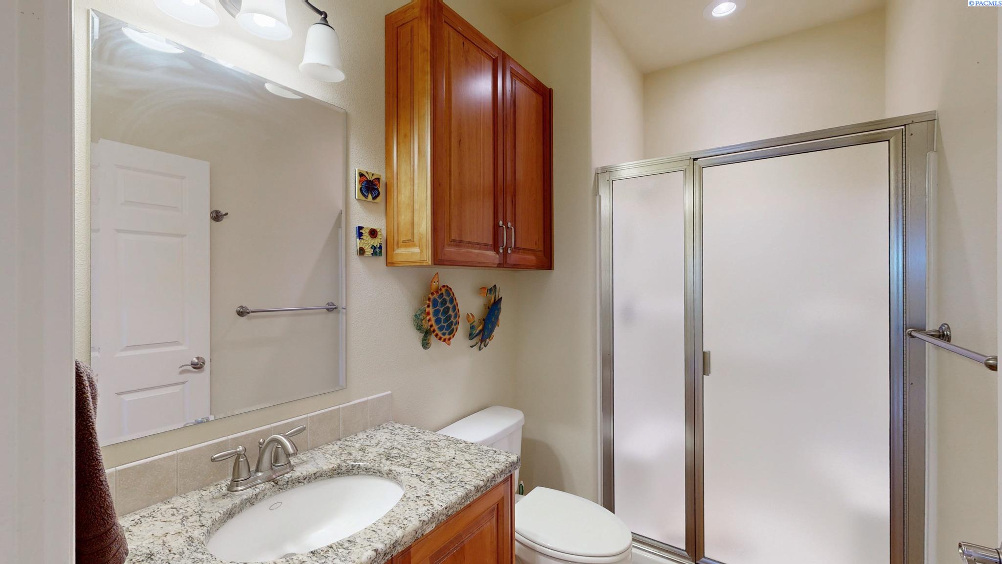 635 SW Sundance Ct.