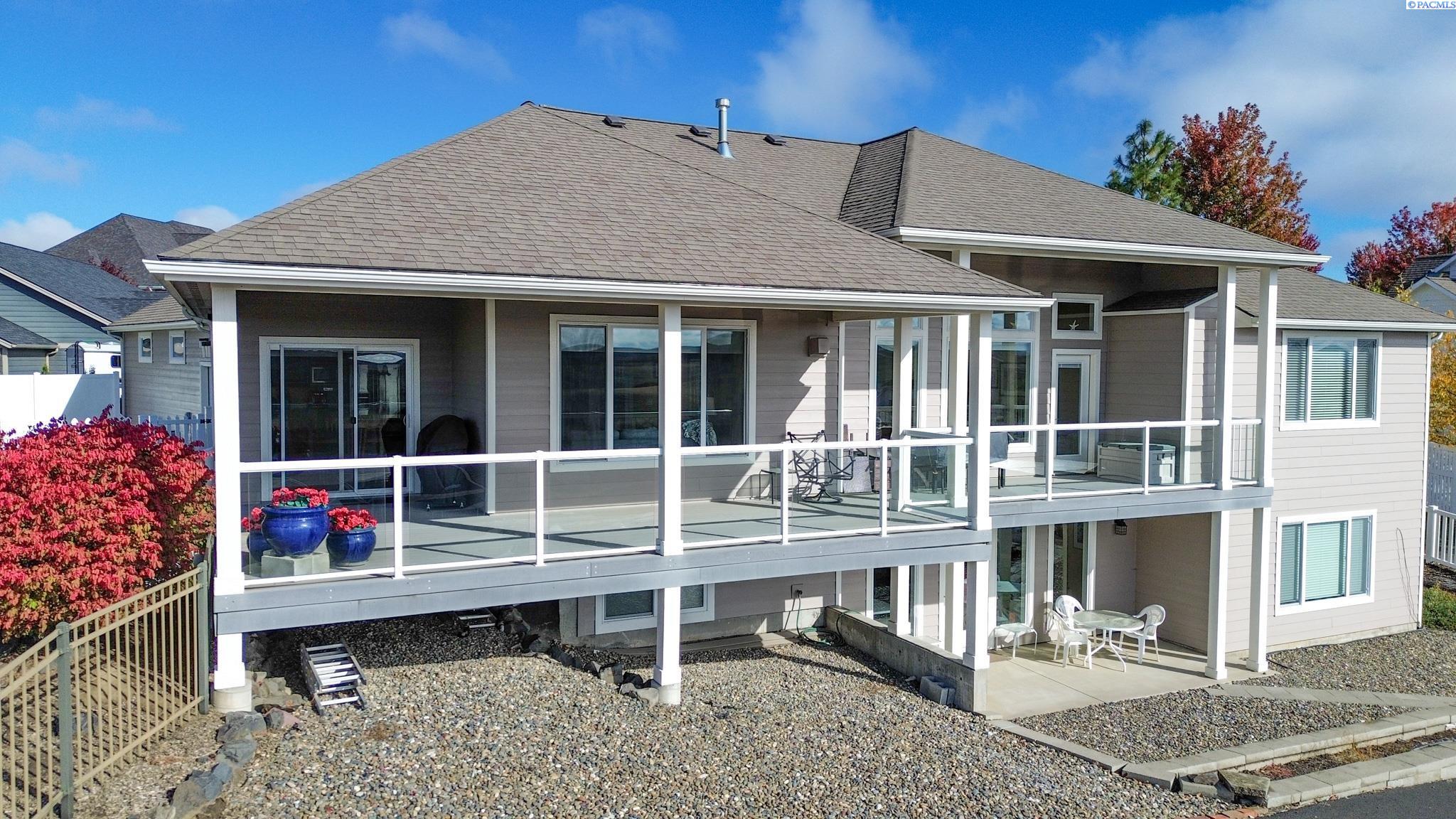 635 SW Sundance Ct.
