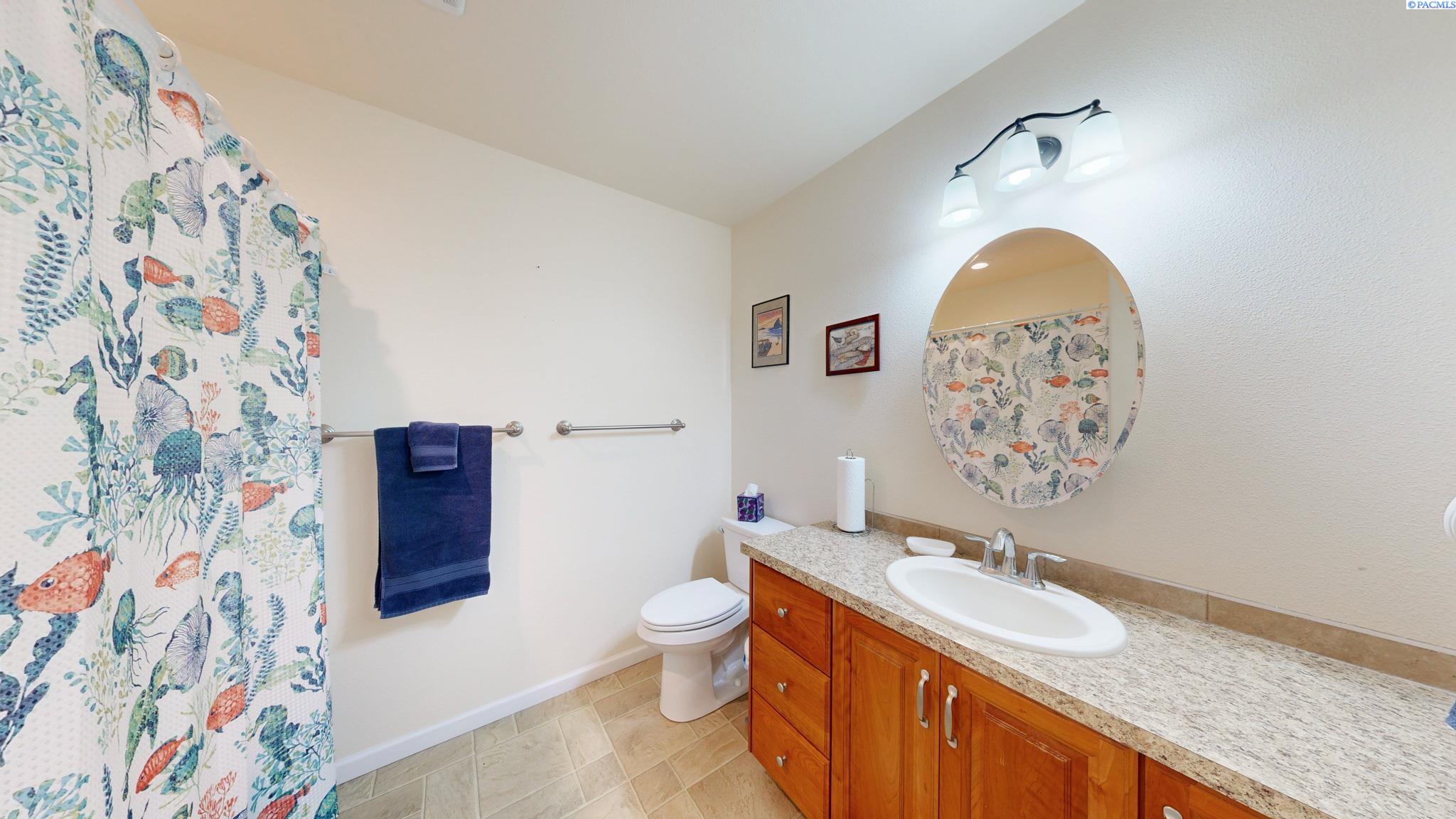 635 SW Sundance Ct.