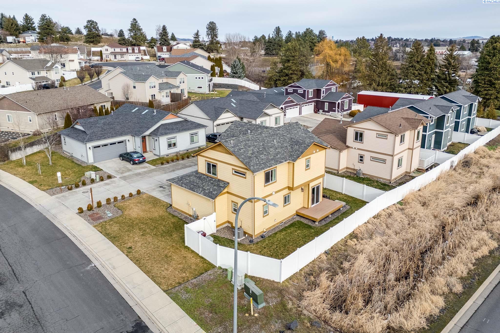 1000 SW Marcia Dr