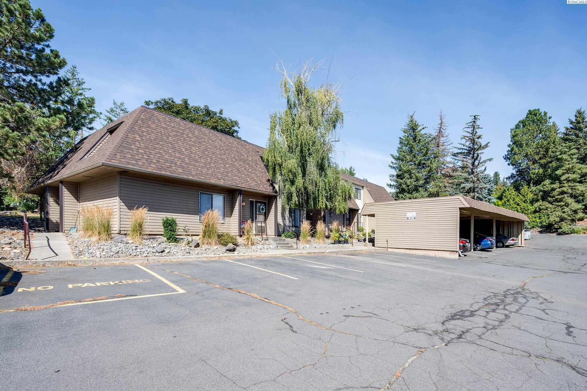 600 SW Crestview St #2