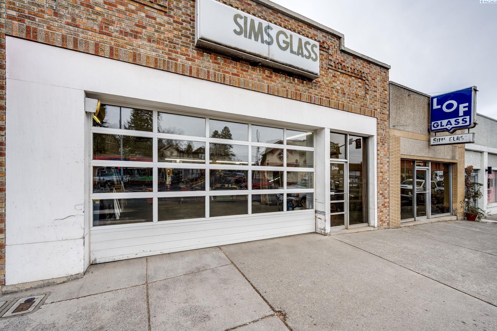 195 S Grand Ave Unit: Sim's Glass Longtime Pullman Business & Location