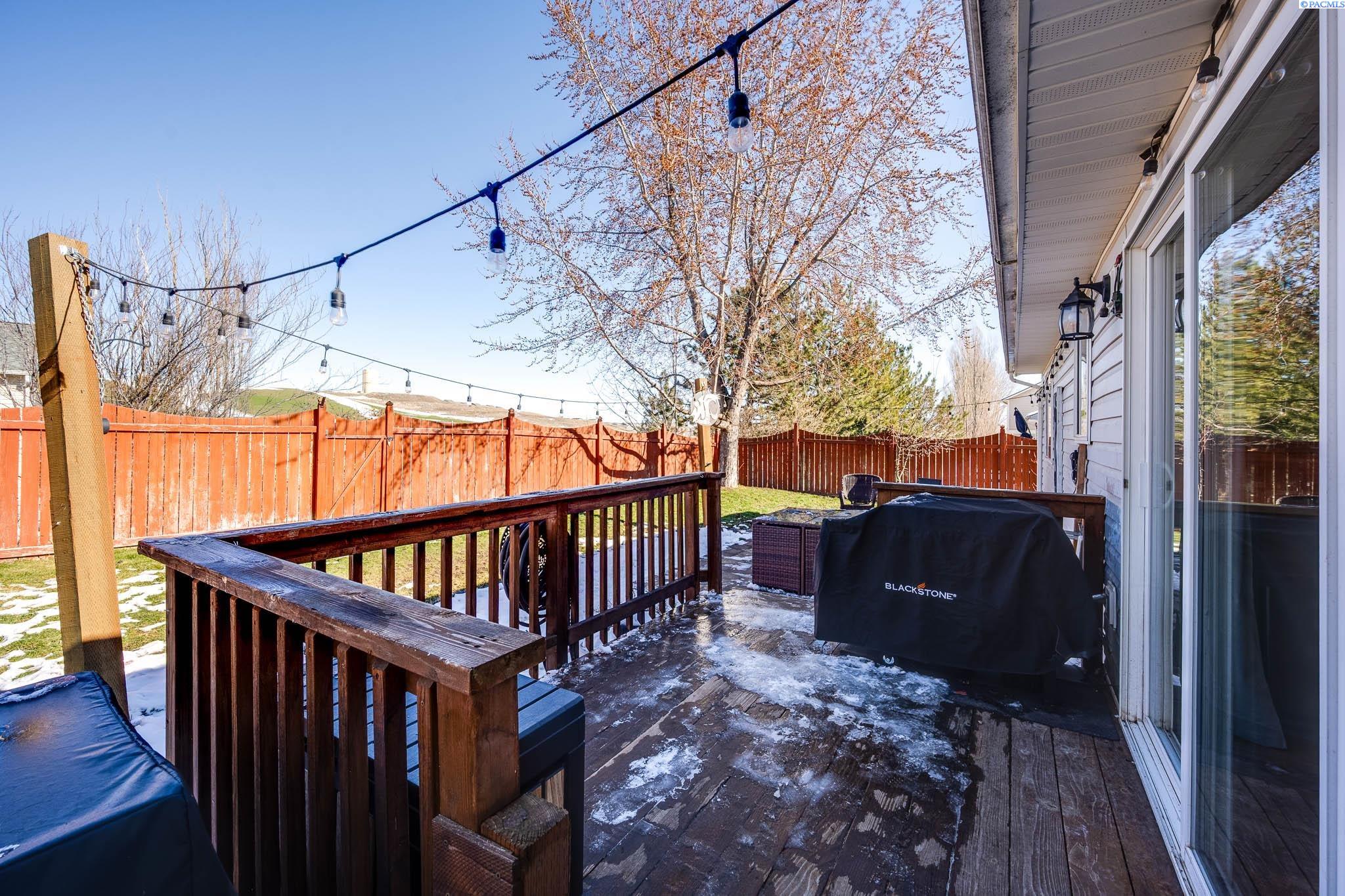 380 NW Terre View Dr