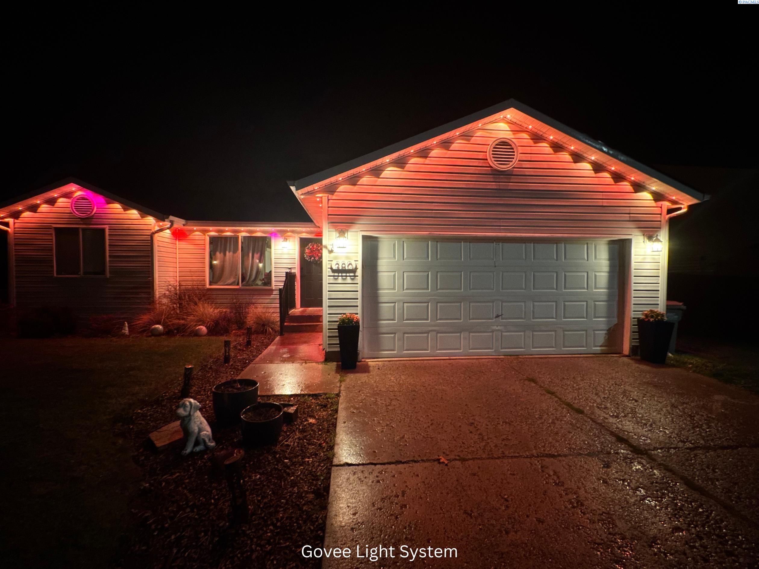 380 NW Terre View Dr