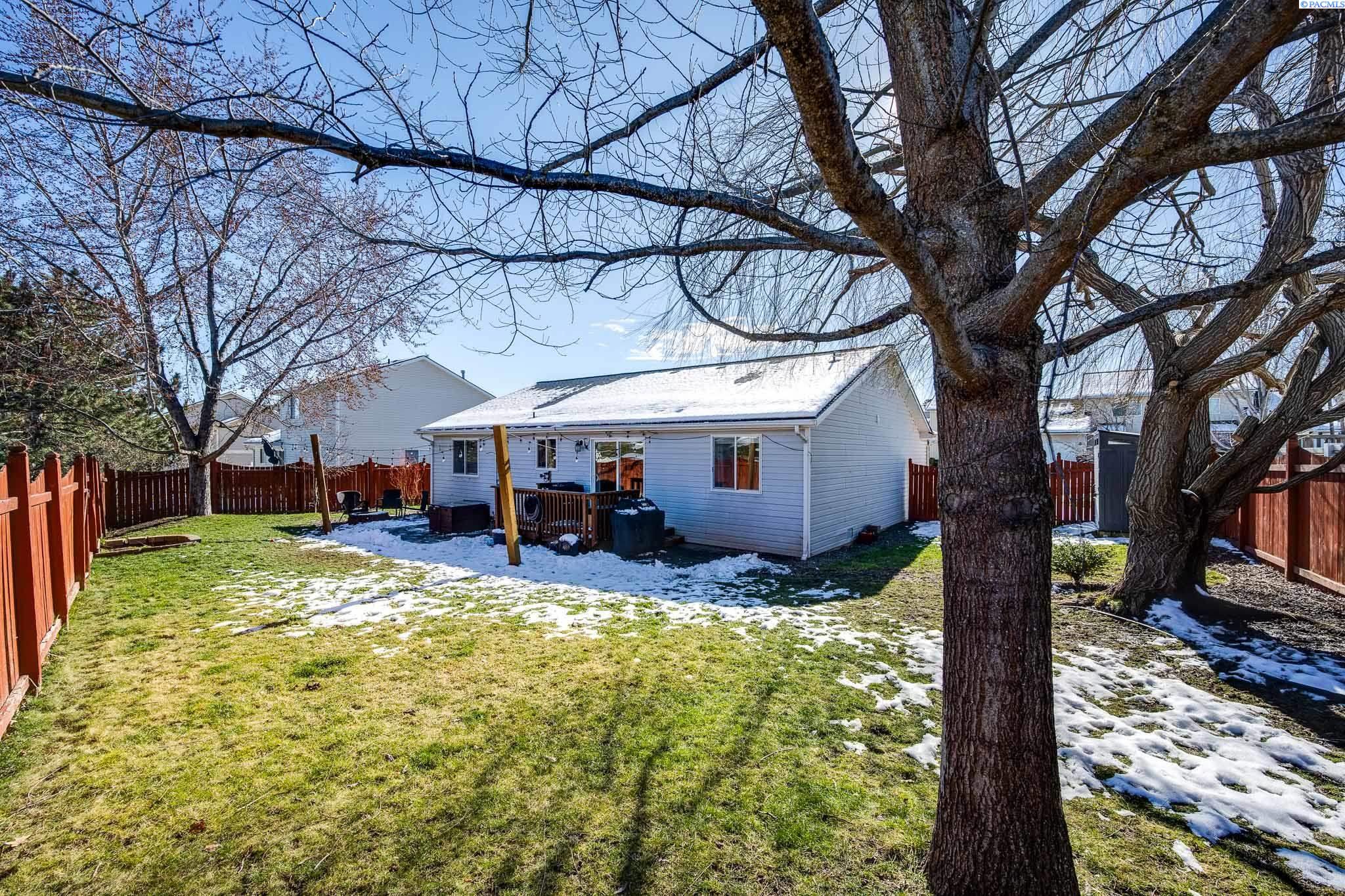 380 NW Terre View Dr