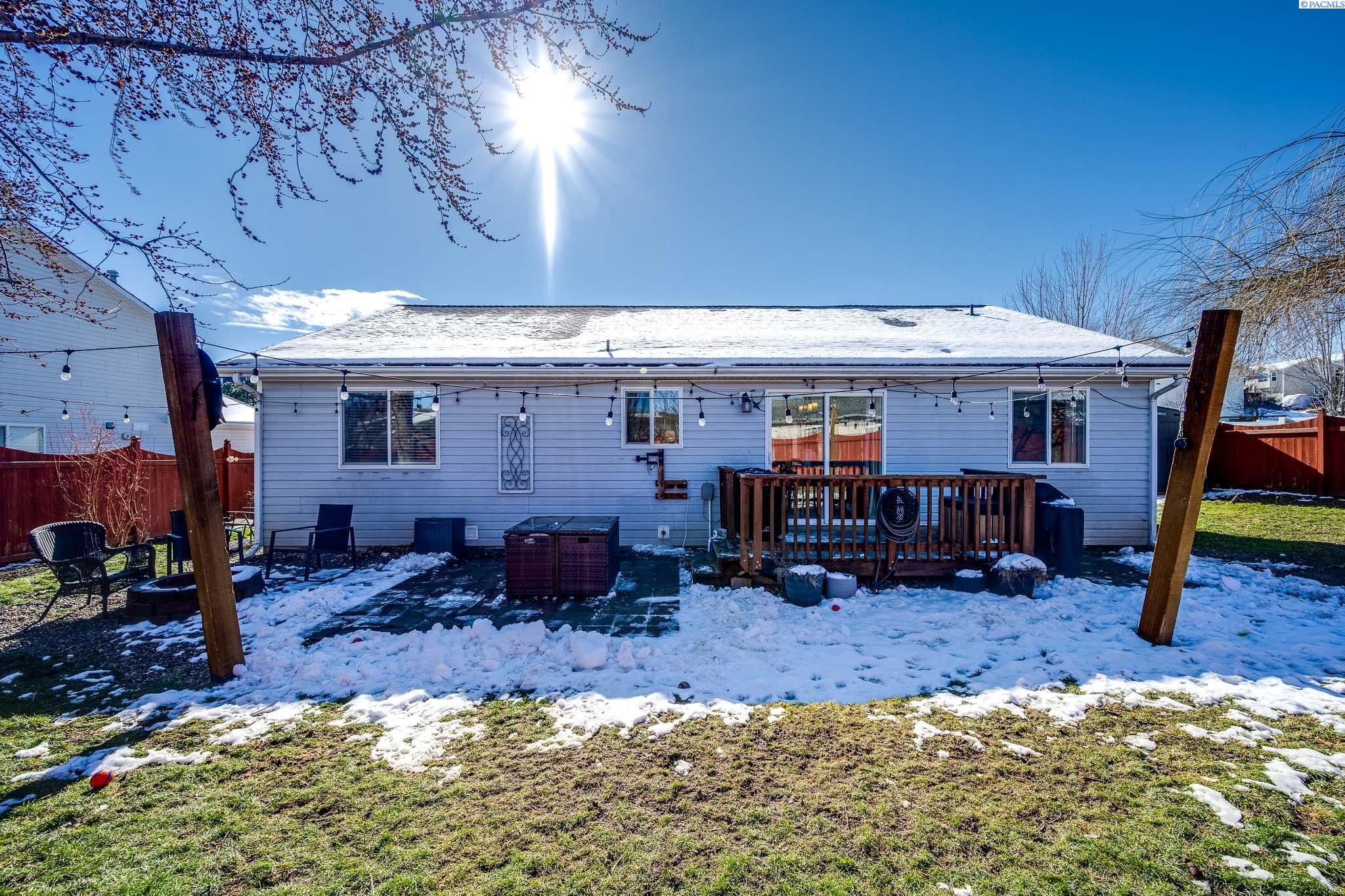 380 NW Terre View Dr