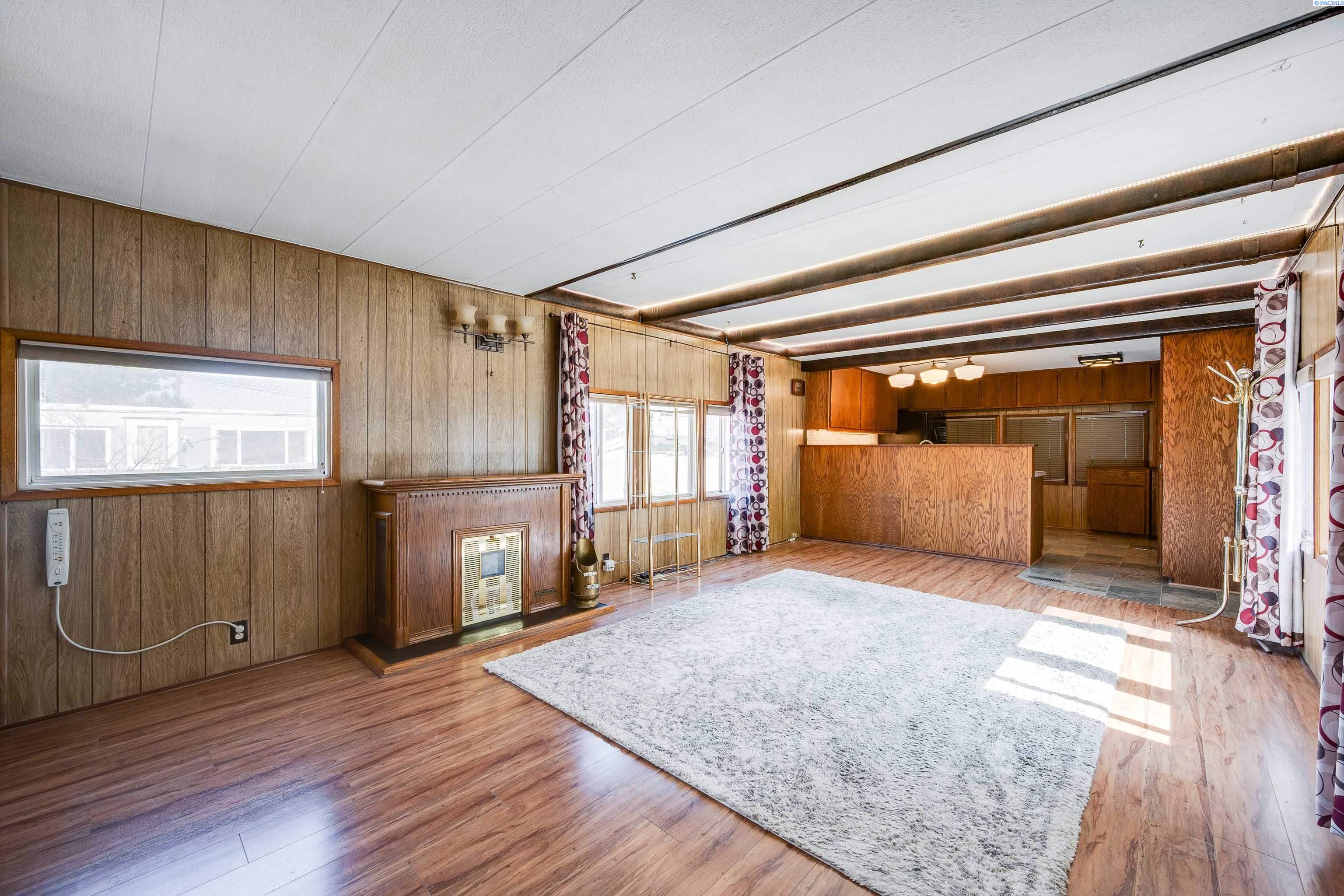 605 NW Fisk Street #42