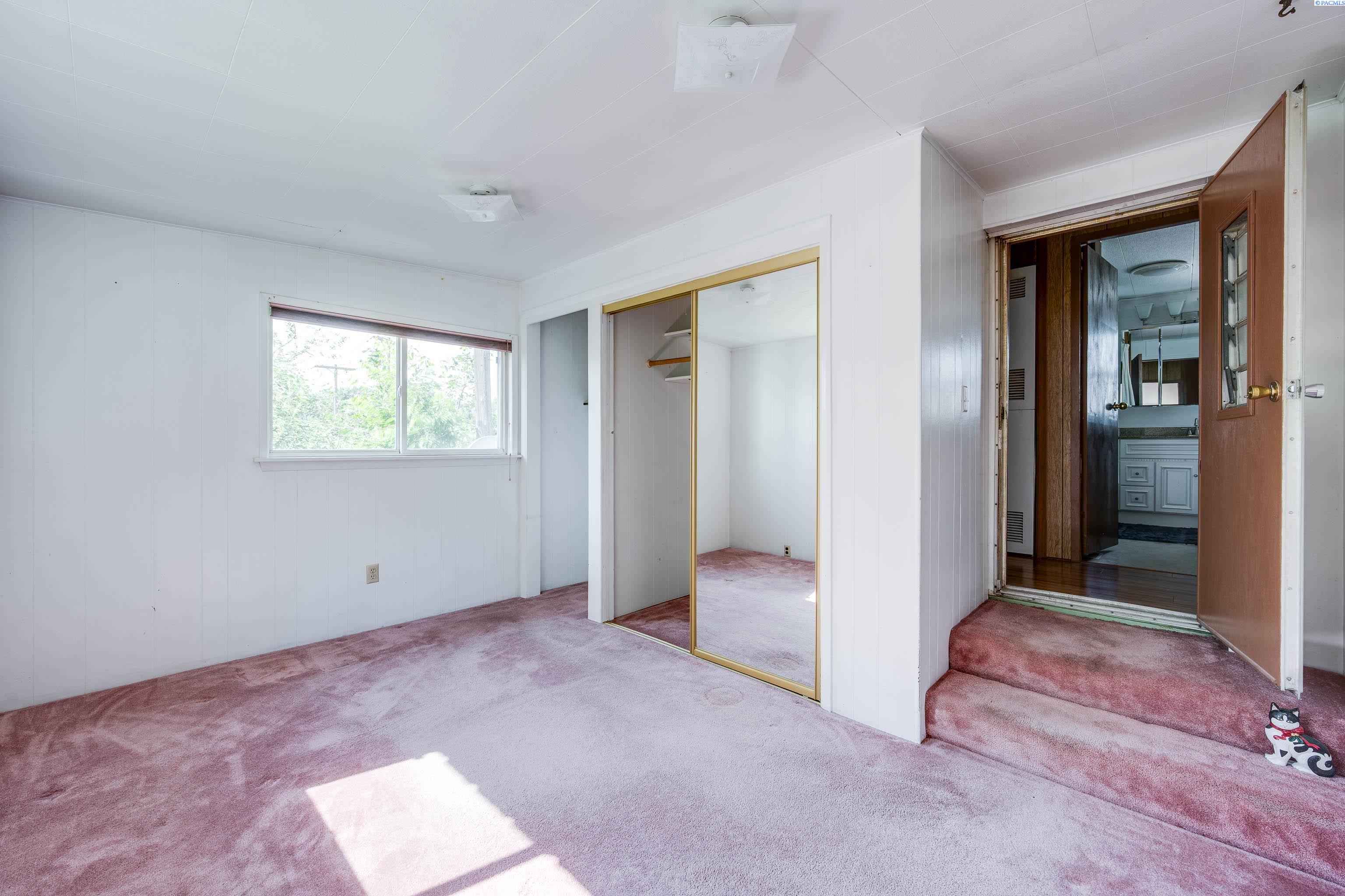 605 NW Fisk Street #42