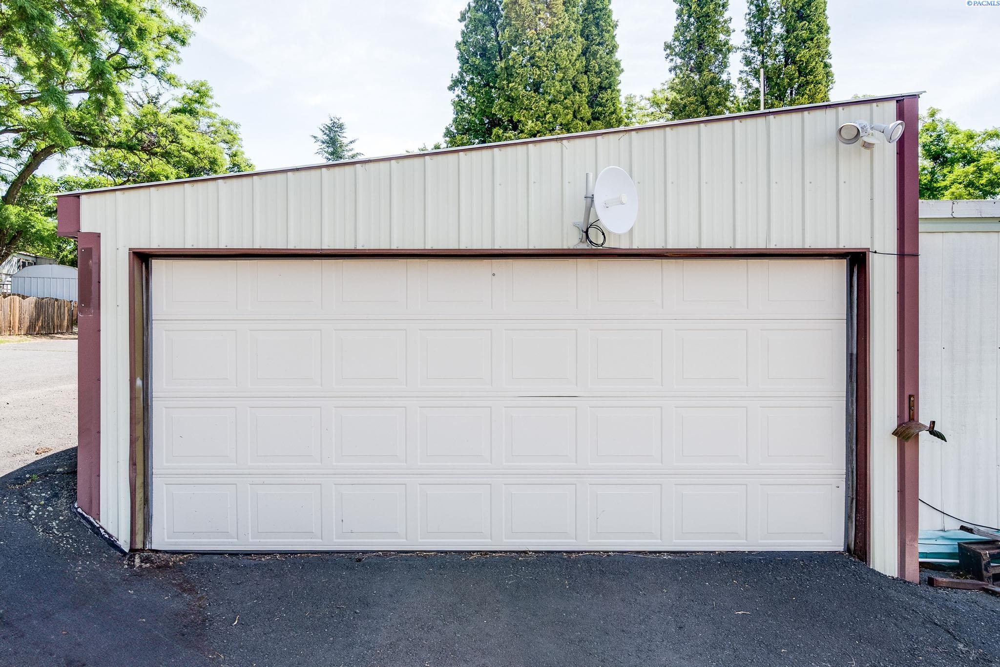 605 NW Fisk Street #42