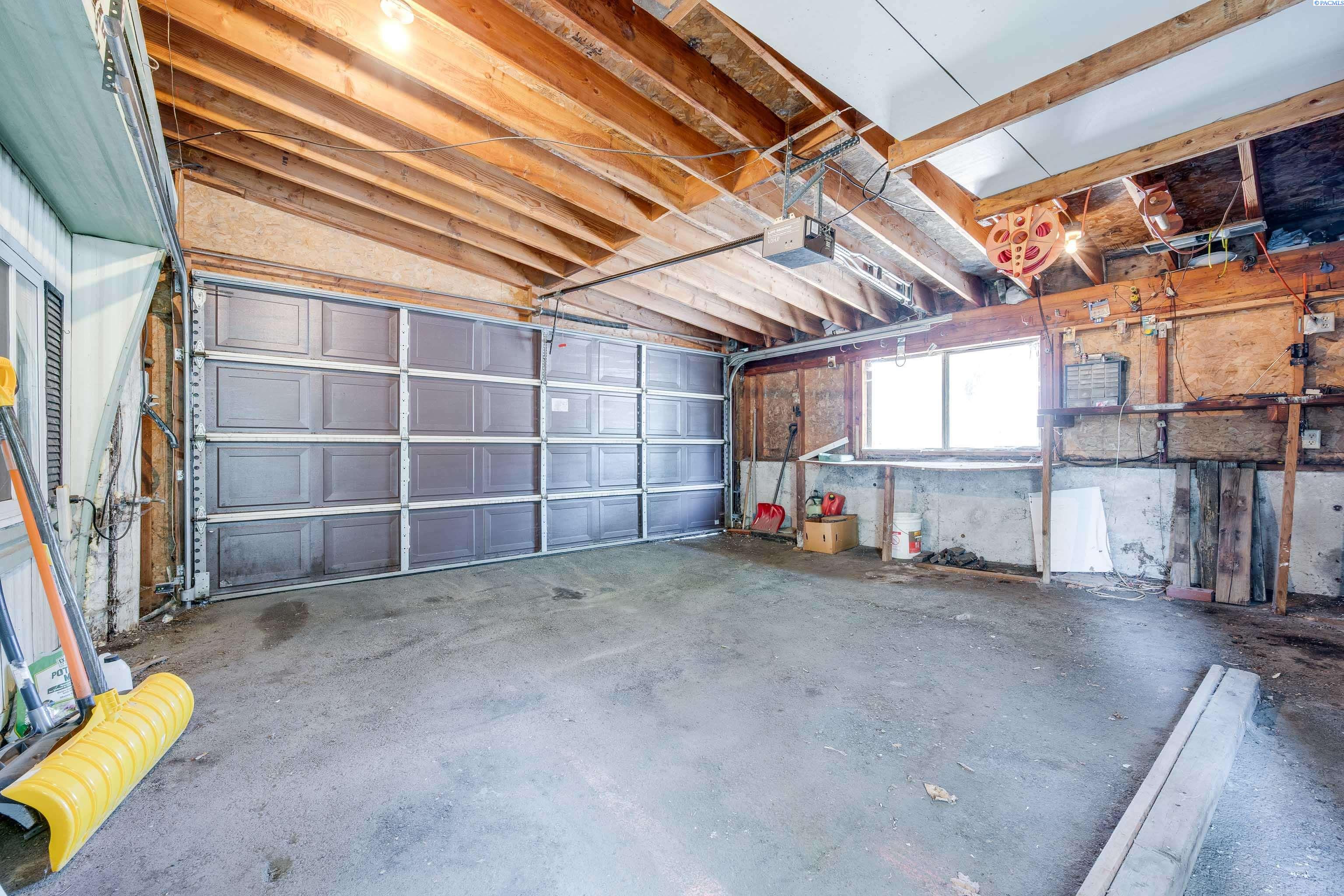 605 NW Fisk Street #42