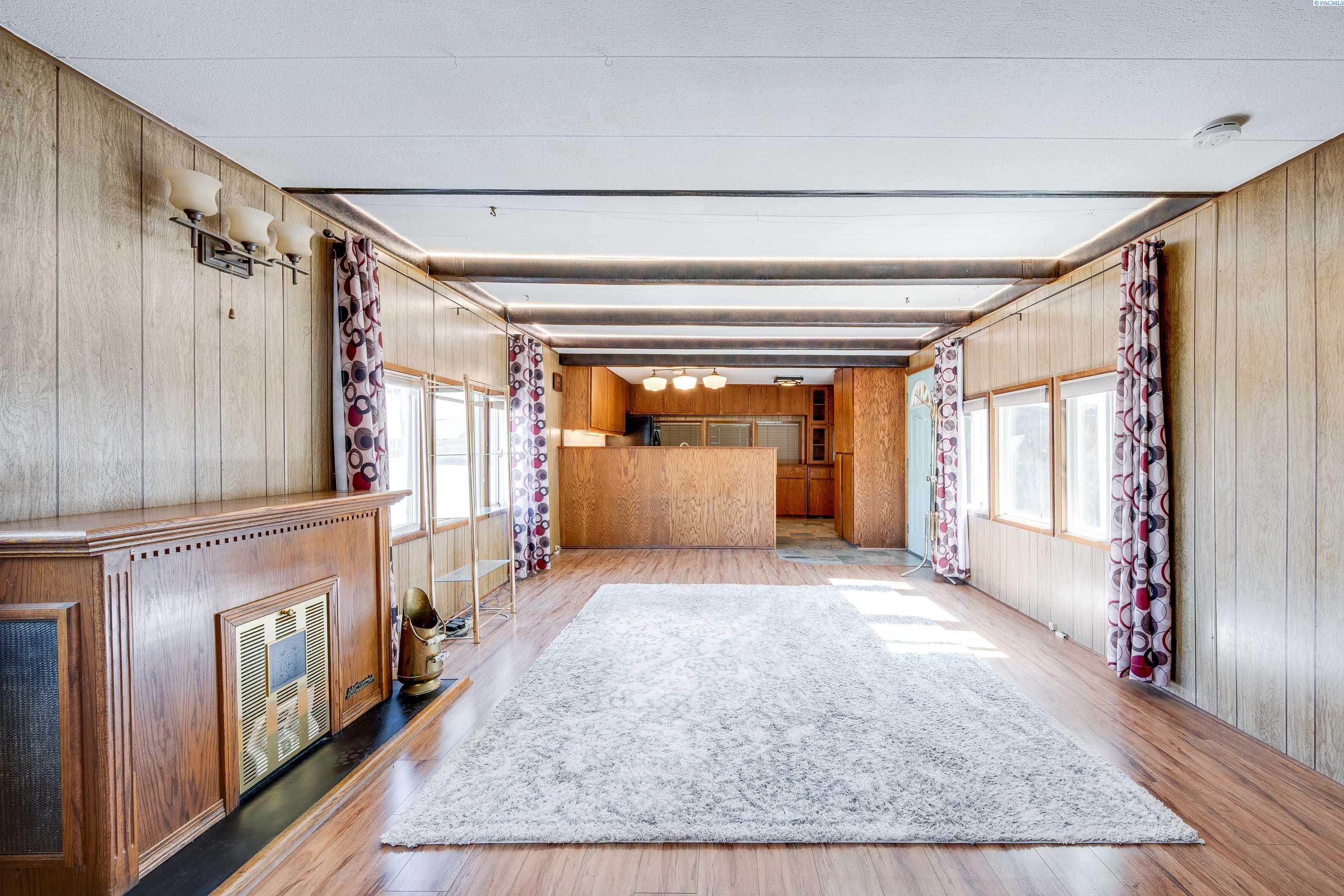 605 NW Fisk Street #42