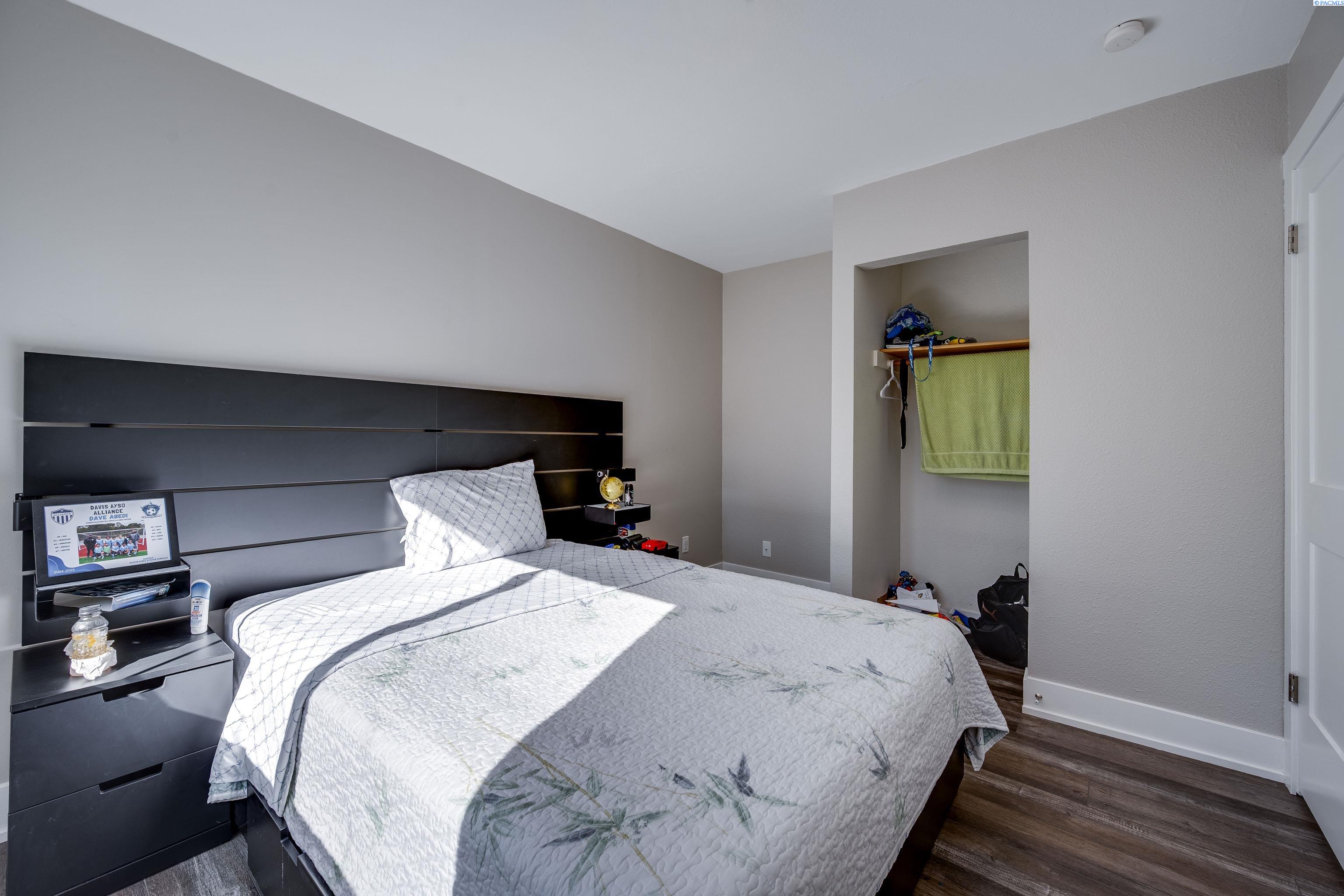 600 SW Crestview St. # 19