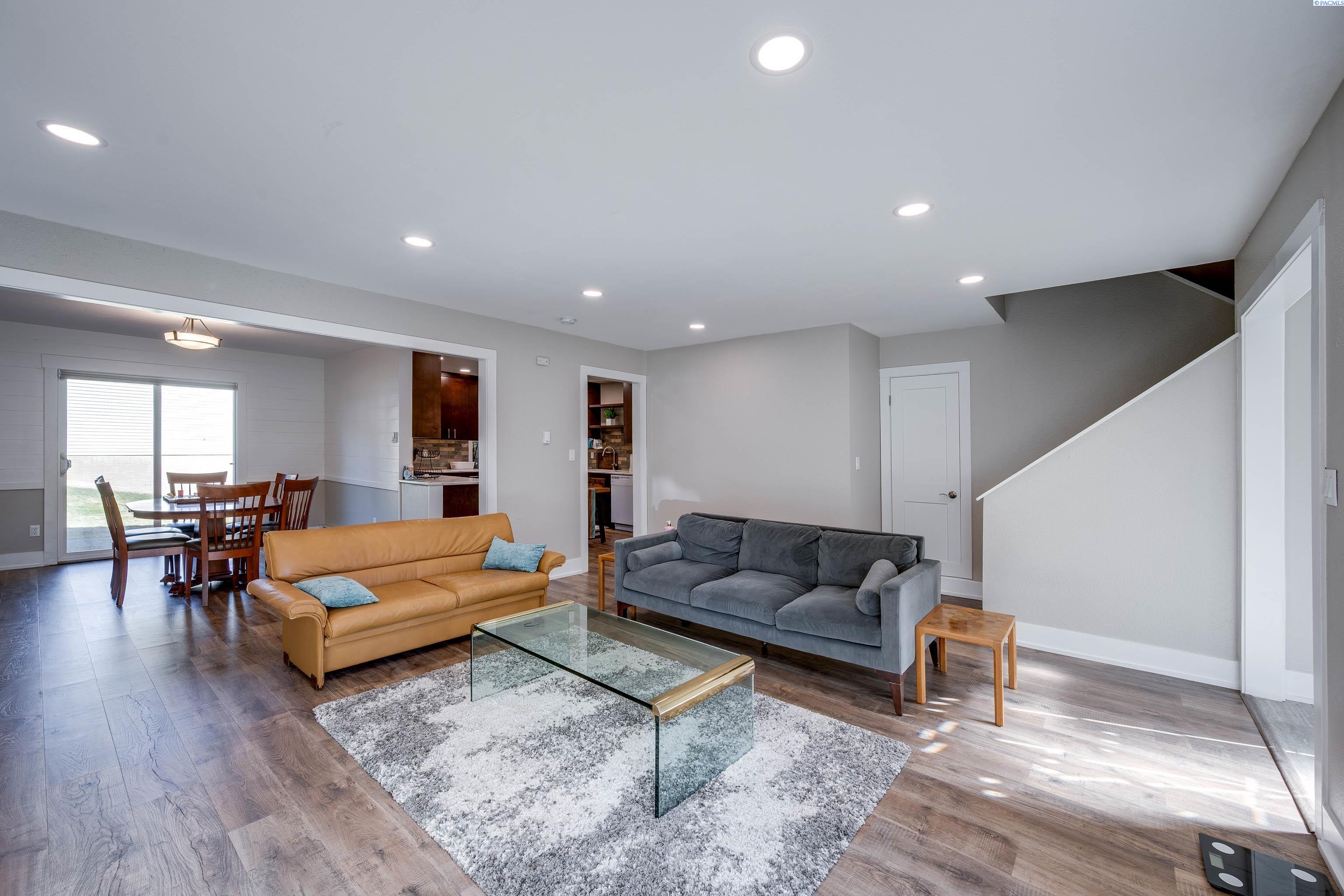 600 SW Crestview St. # 19