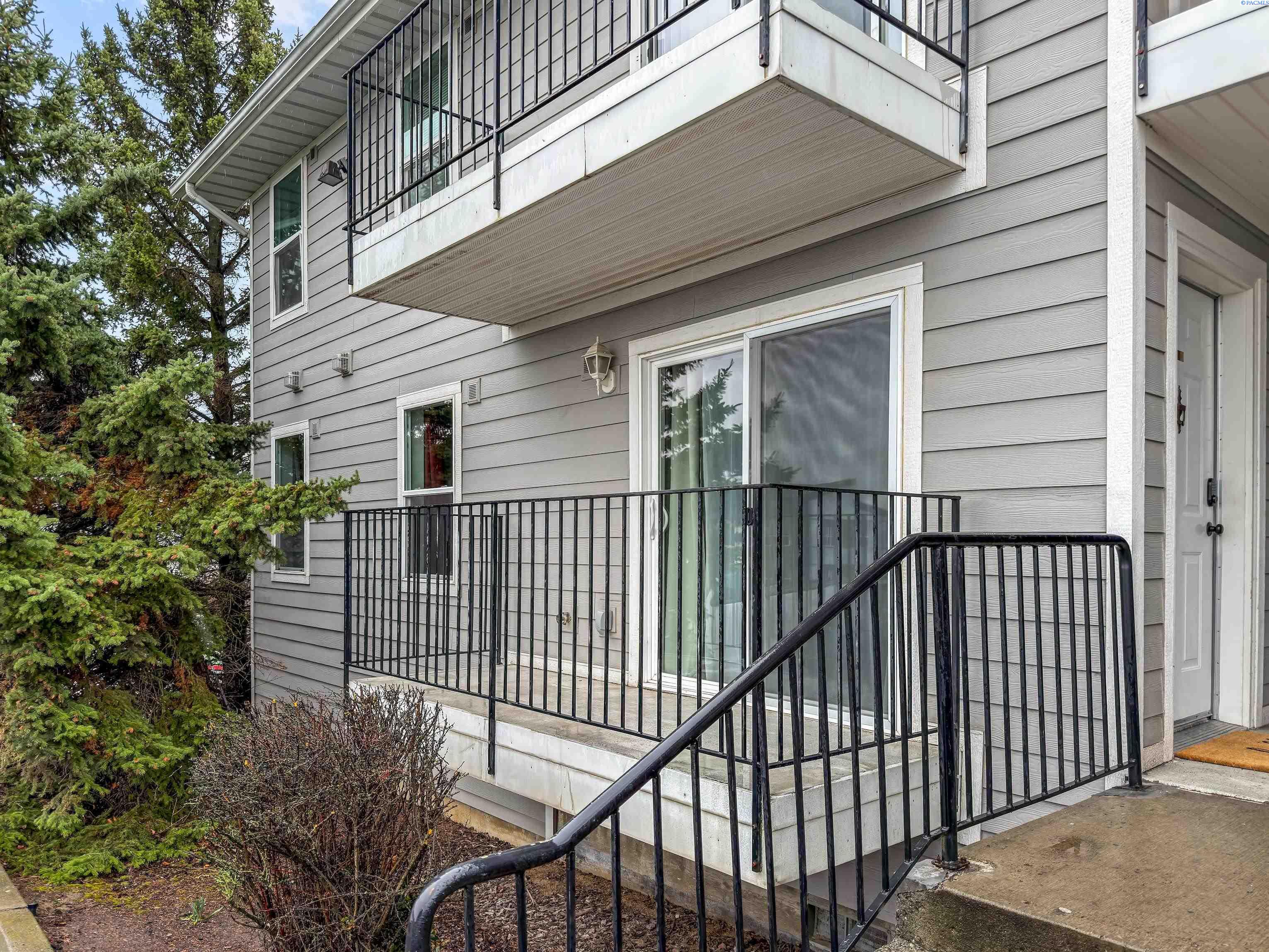 1645 NE Merman Dr C204 # C204