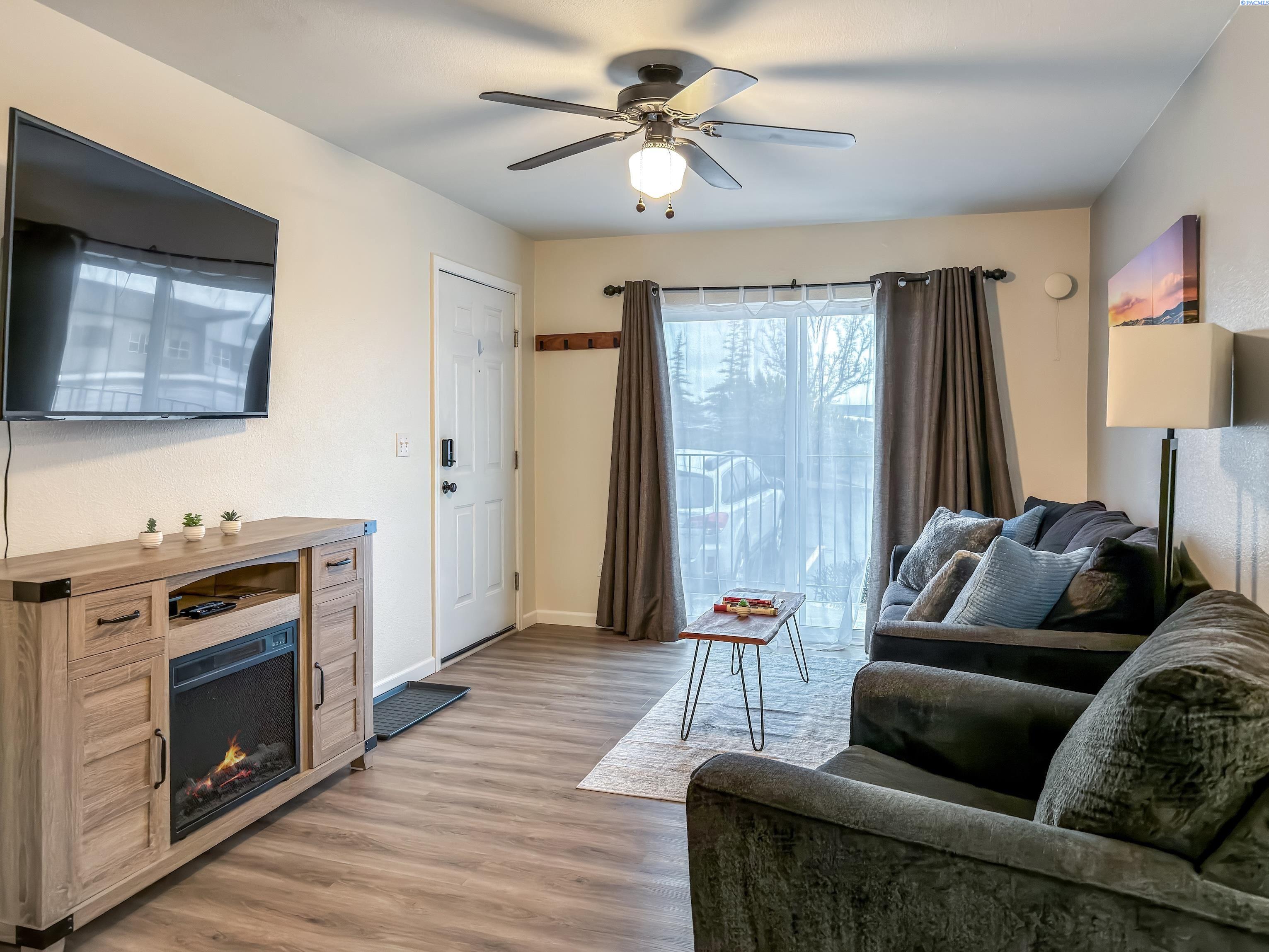 1645 NE Merman Dr C204 # C204