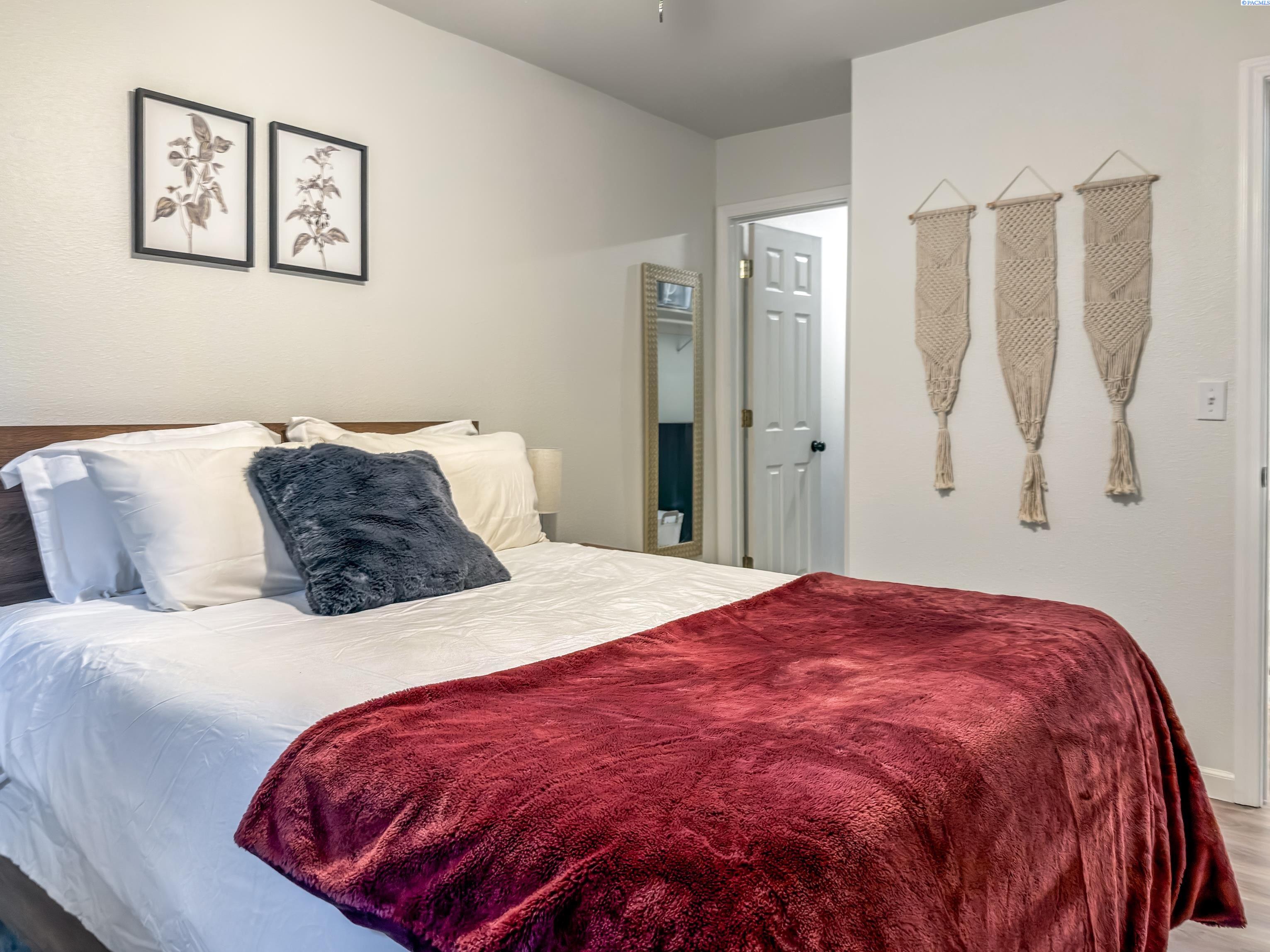 1645 NE Merman Dr C204 # C204