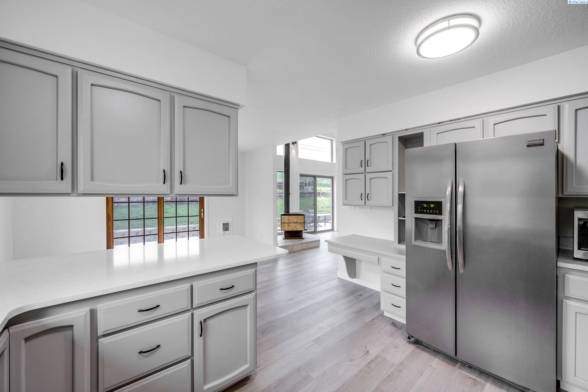 1890 SE Johnson Avenue