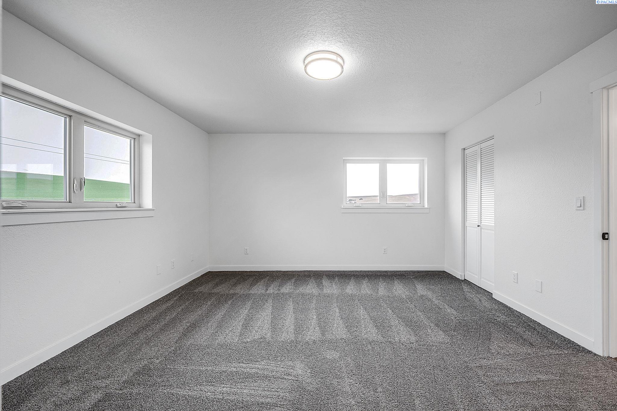 1890 SE Johnson Avenue