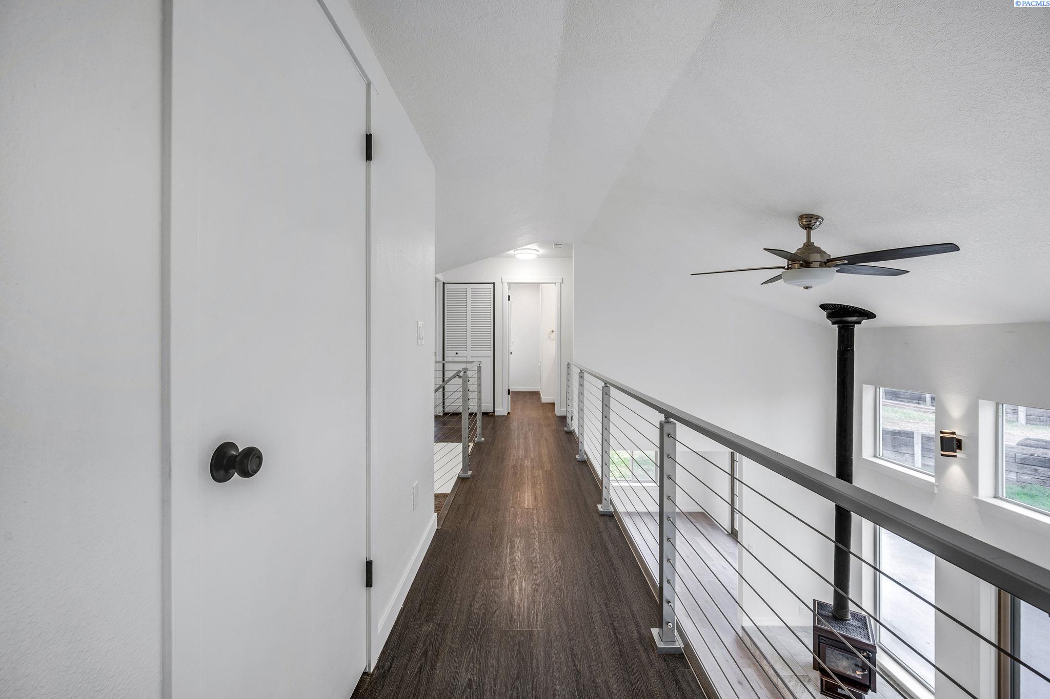 1890 SE Johnson Avenue