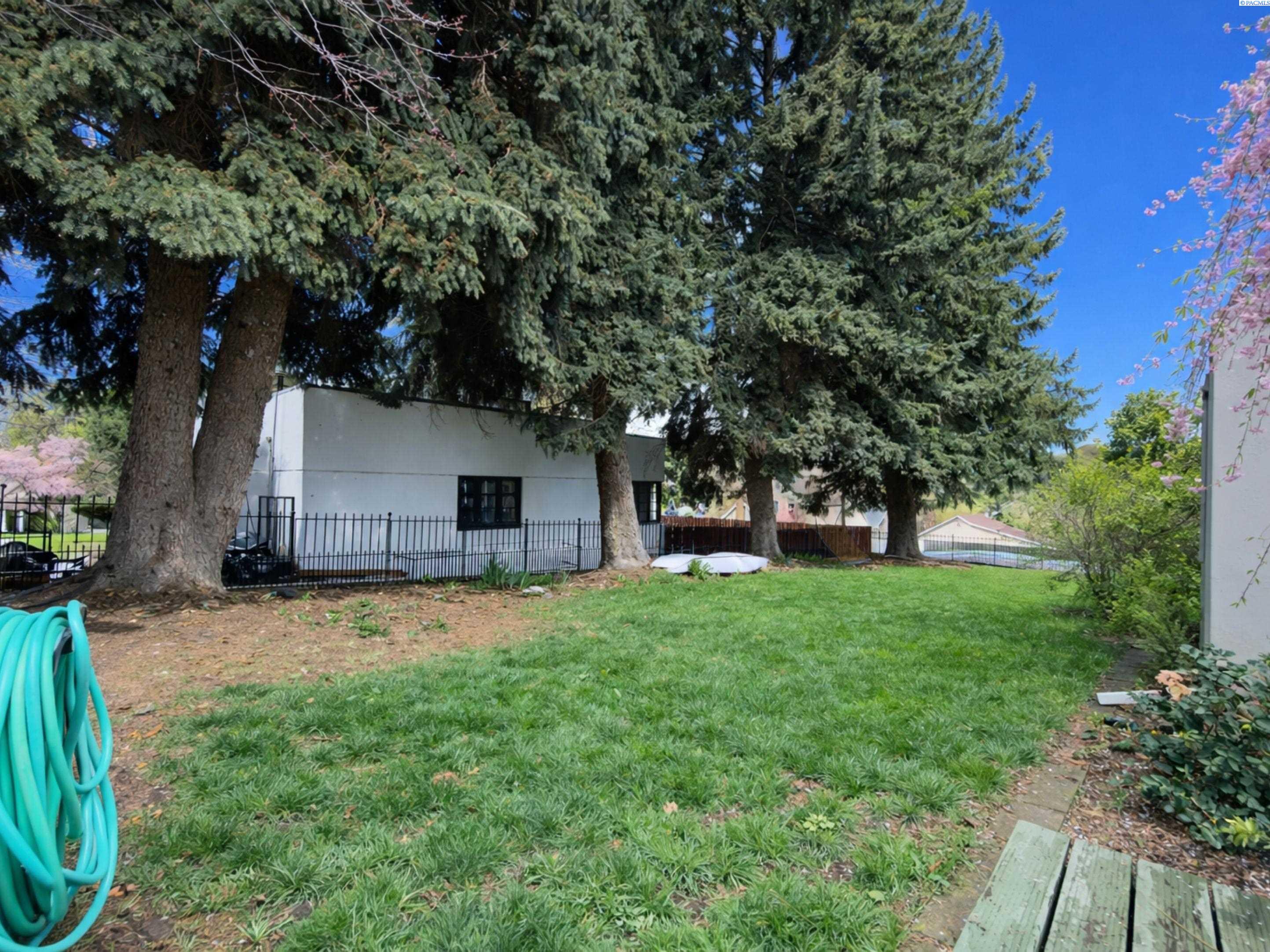 208 E James Street