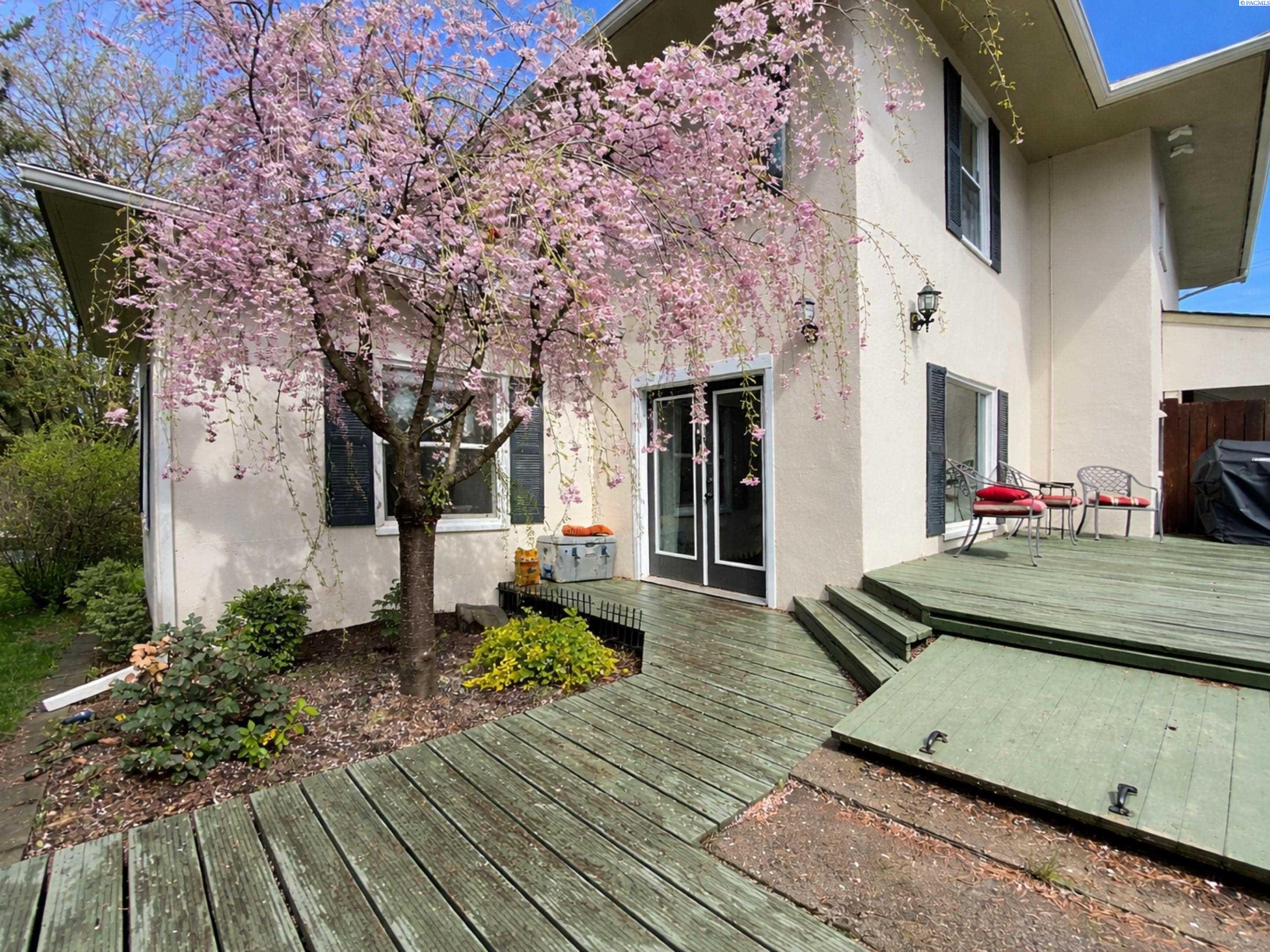 208 E James Street