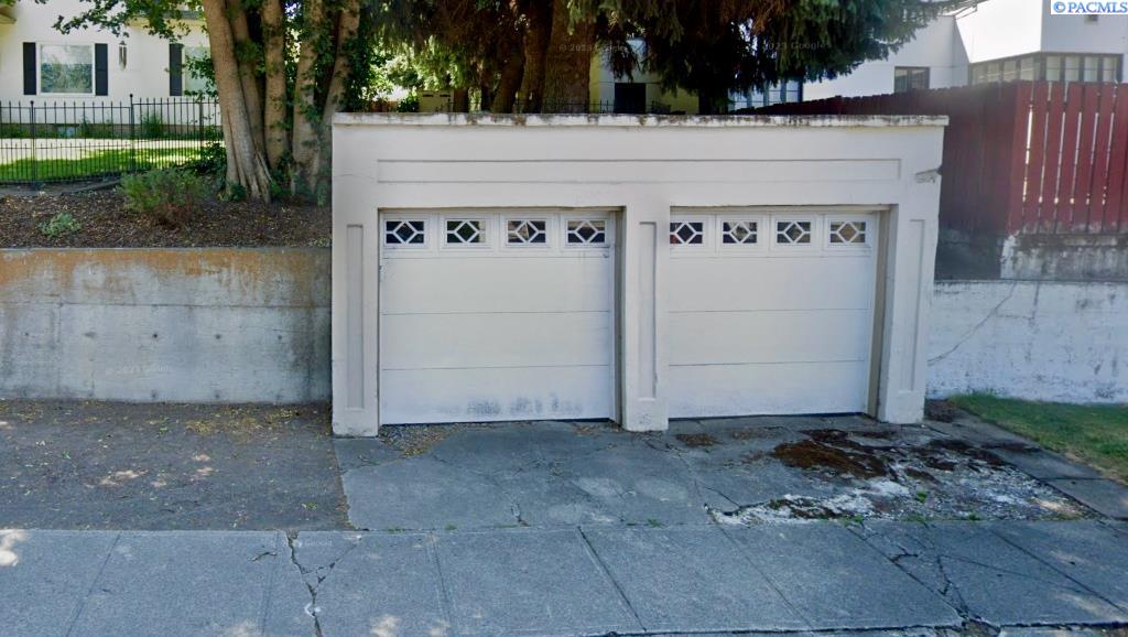 208 E James Street