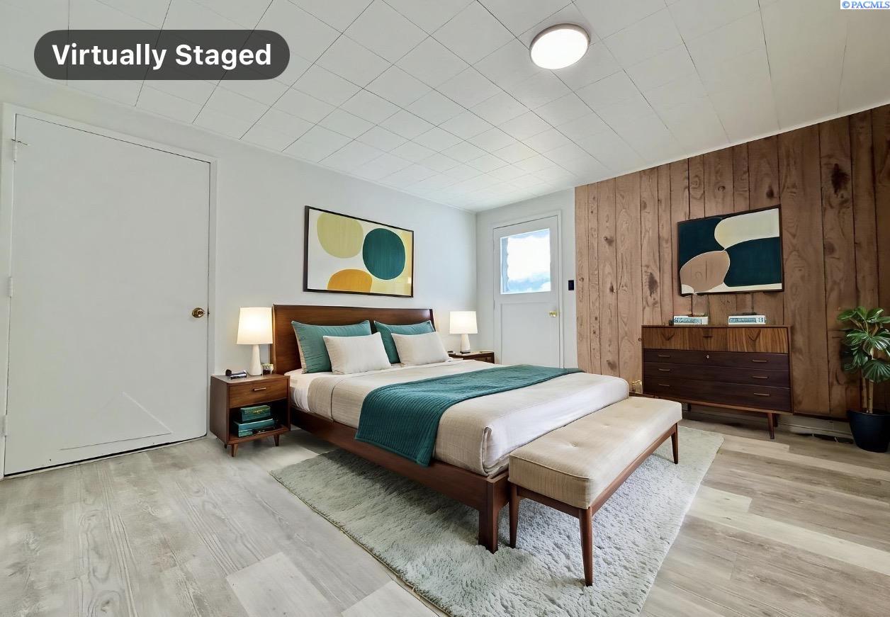 220 NW Timothy Street