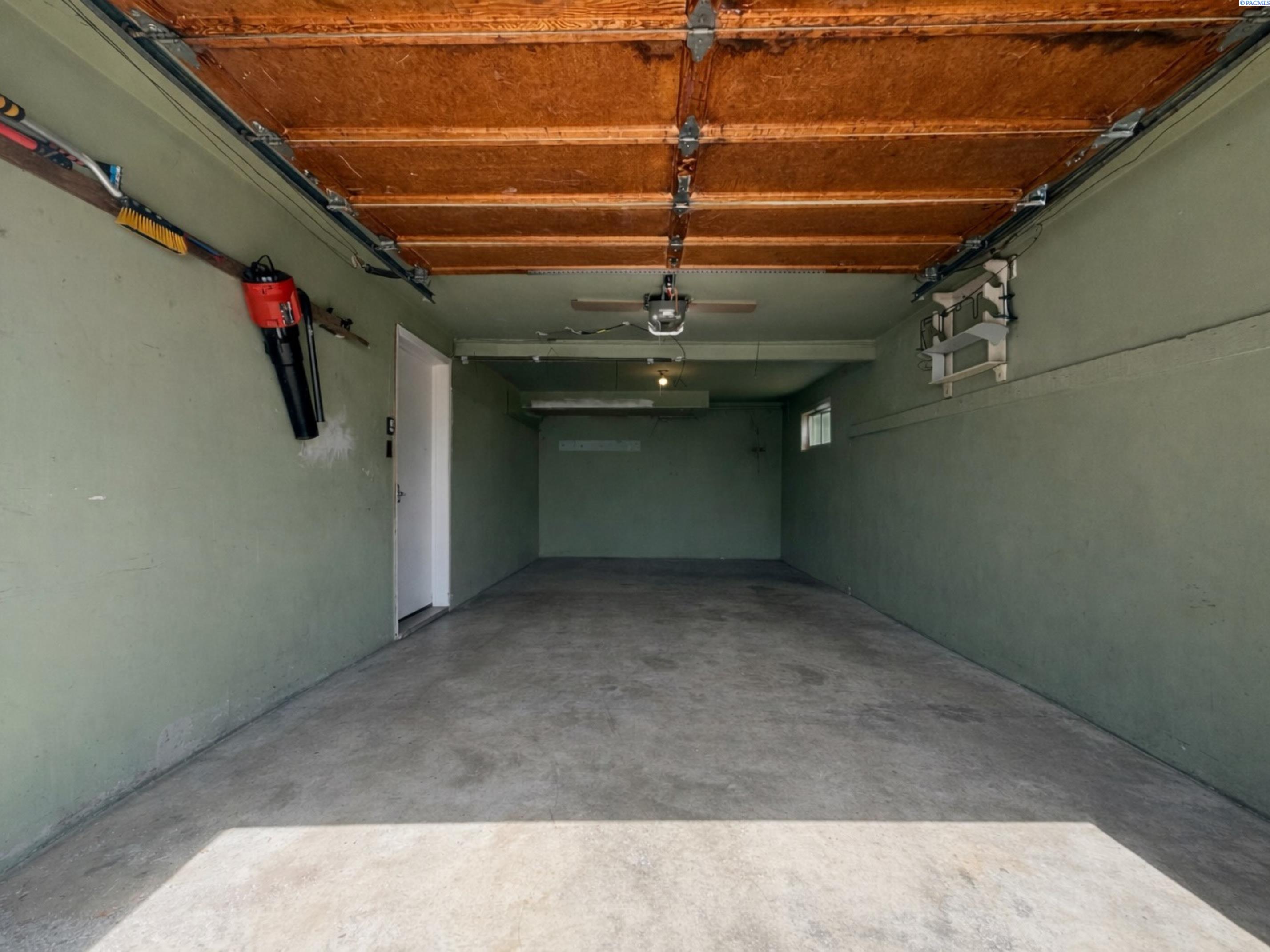 220 NW Timothy Street