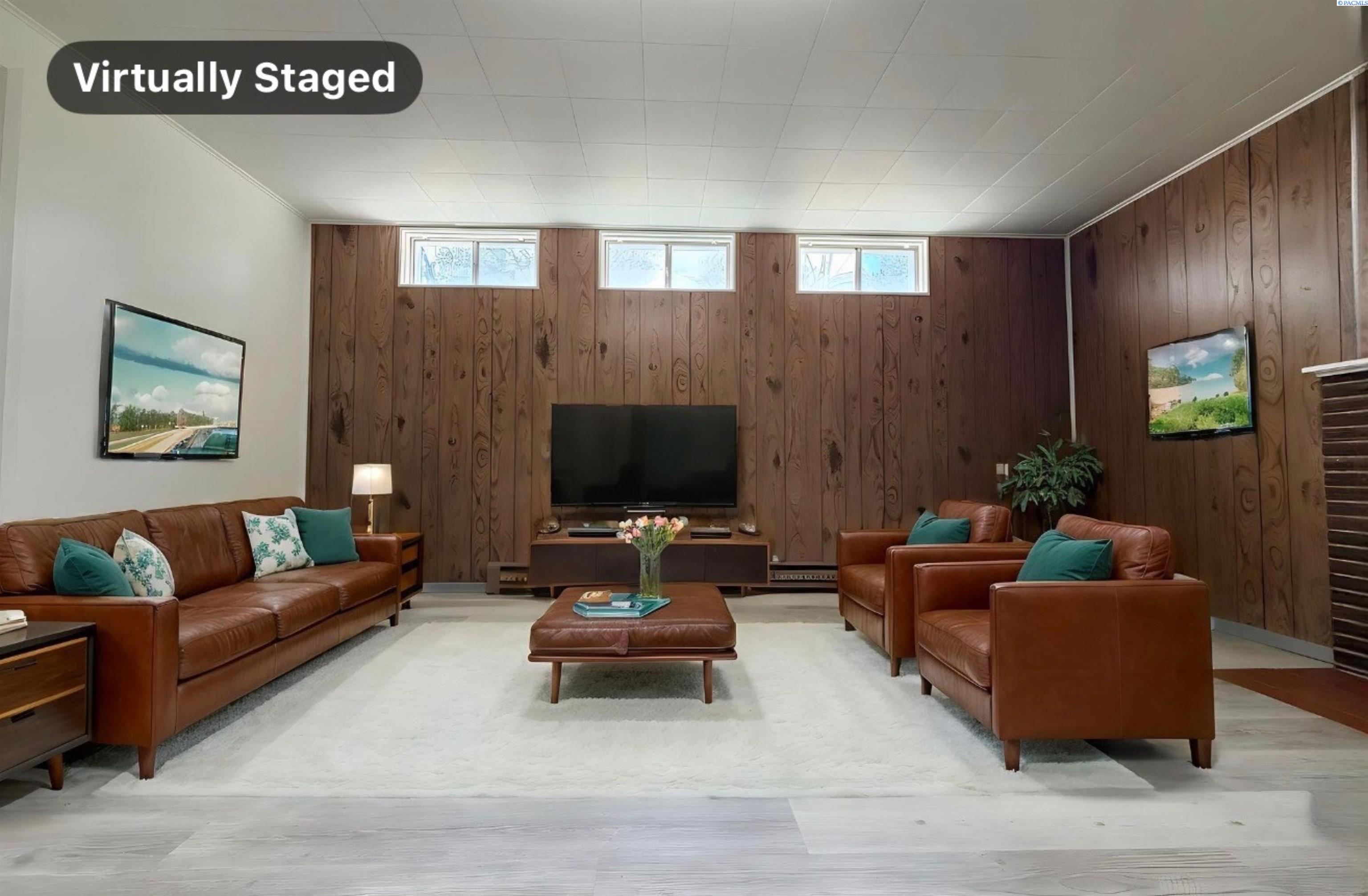 220 NW Timothy Street