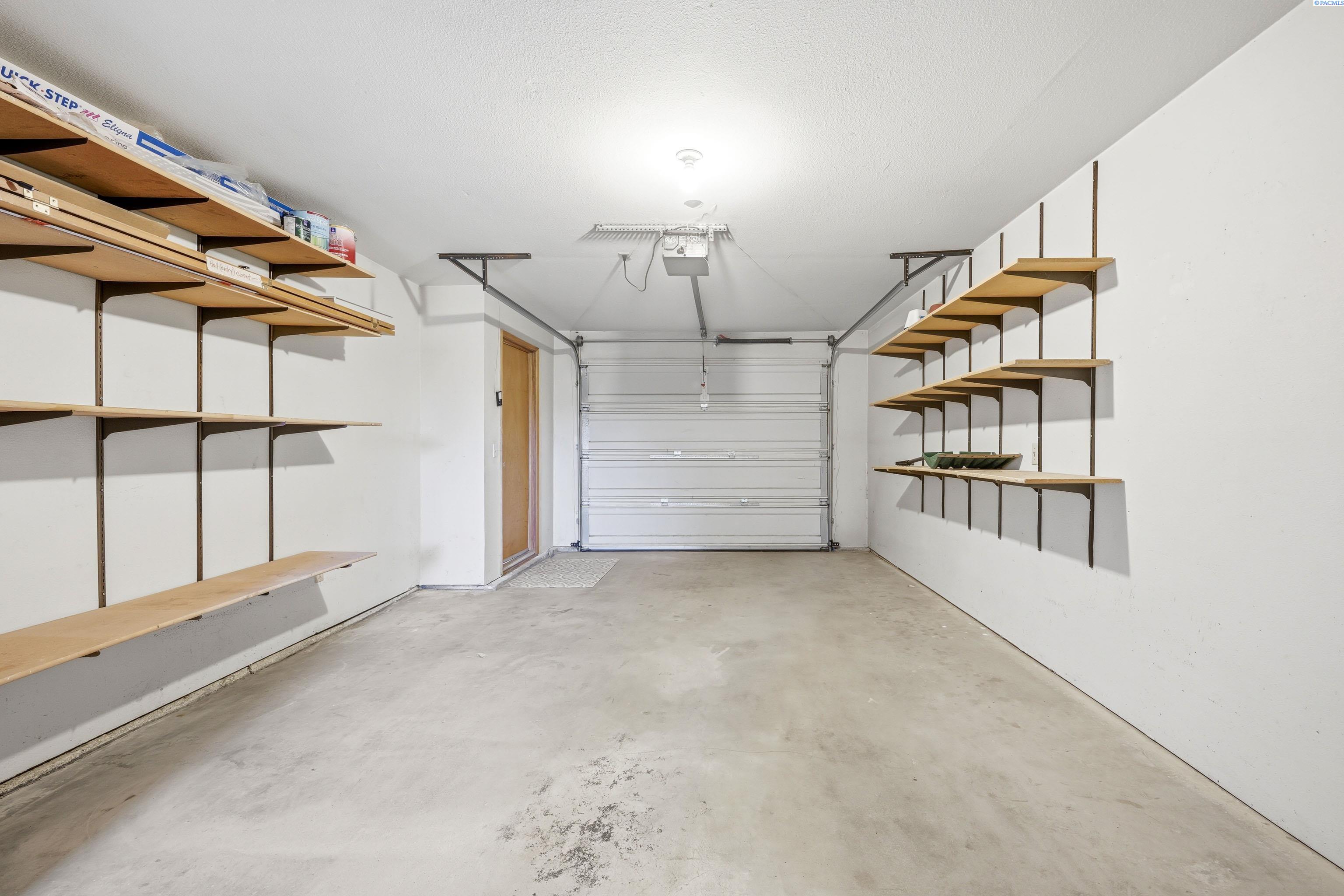 540 SW Moe St.