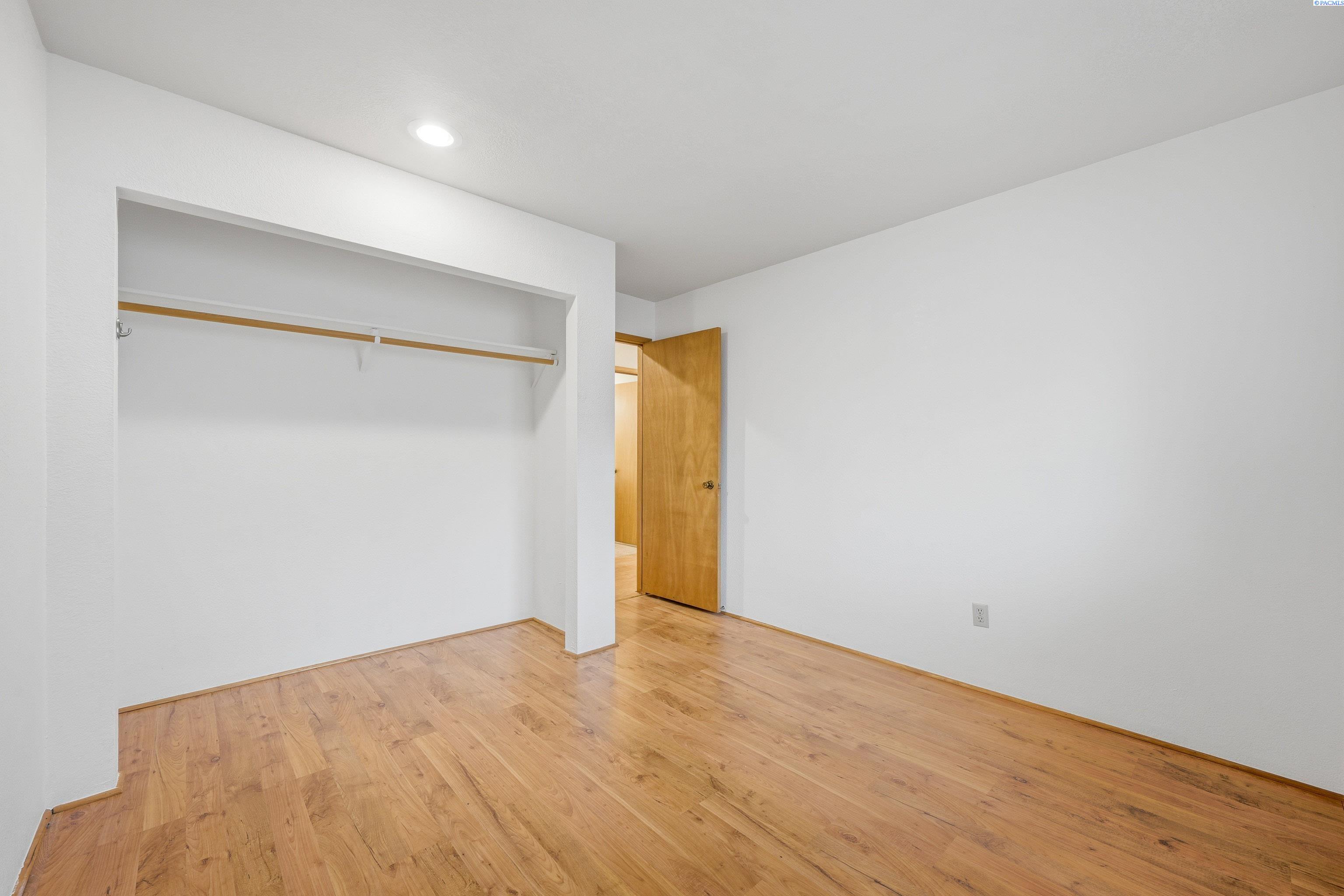 540 SW Moe St.