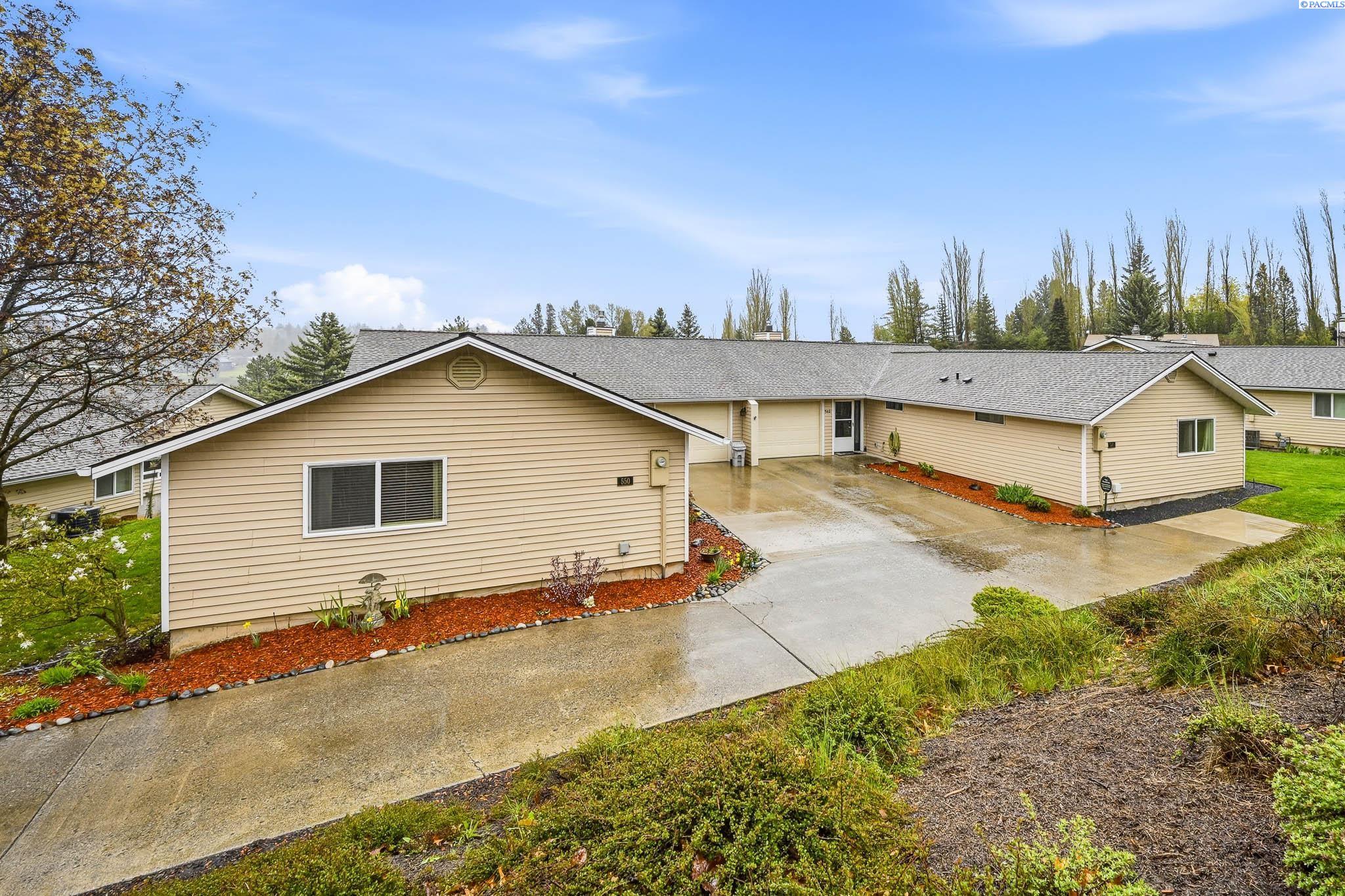 540 SW Moe St.