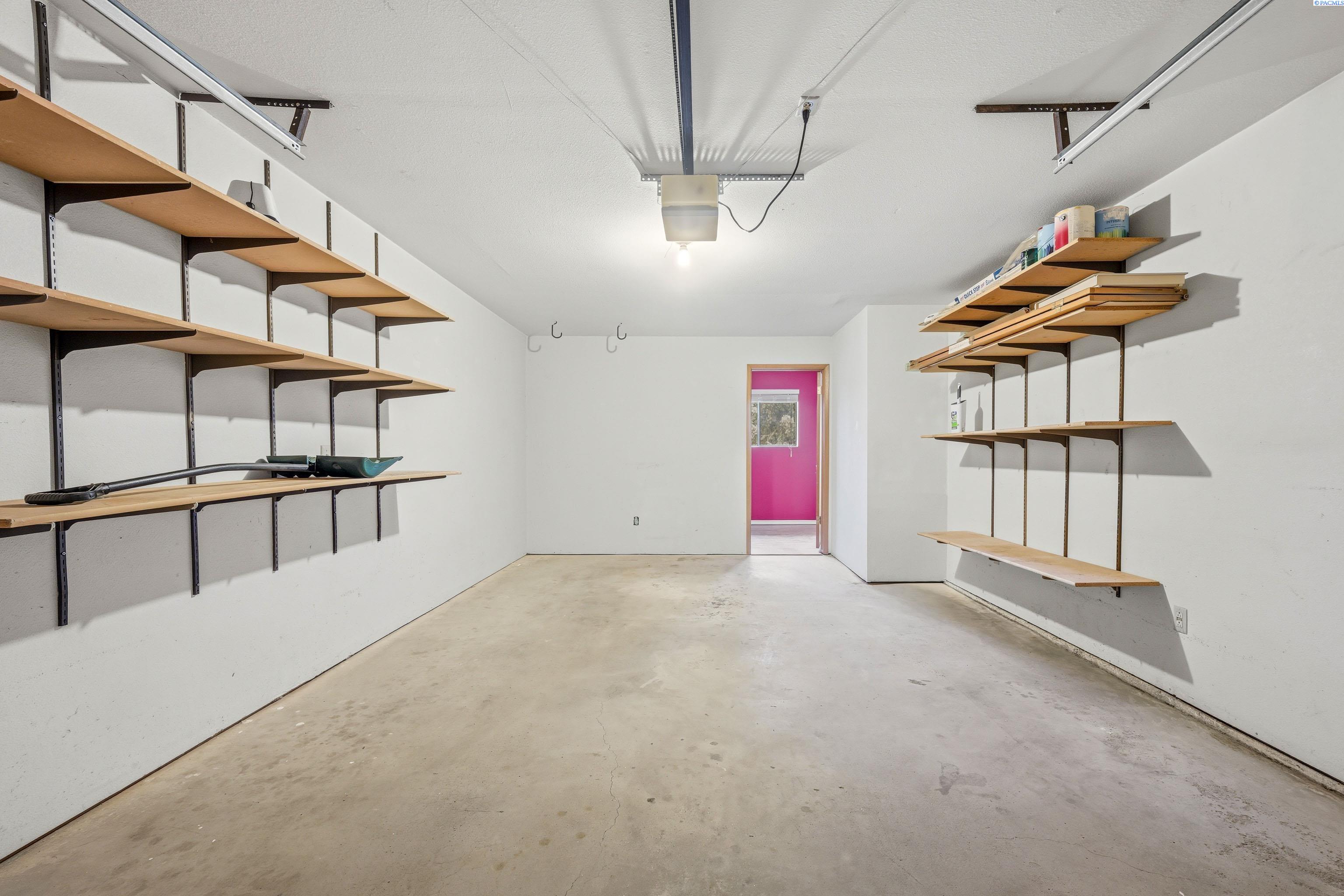 540 SW Moe St.