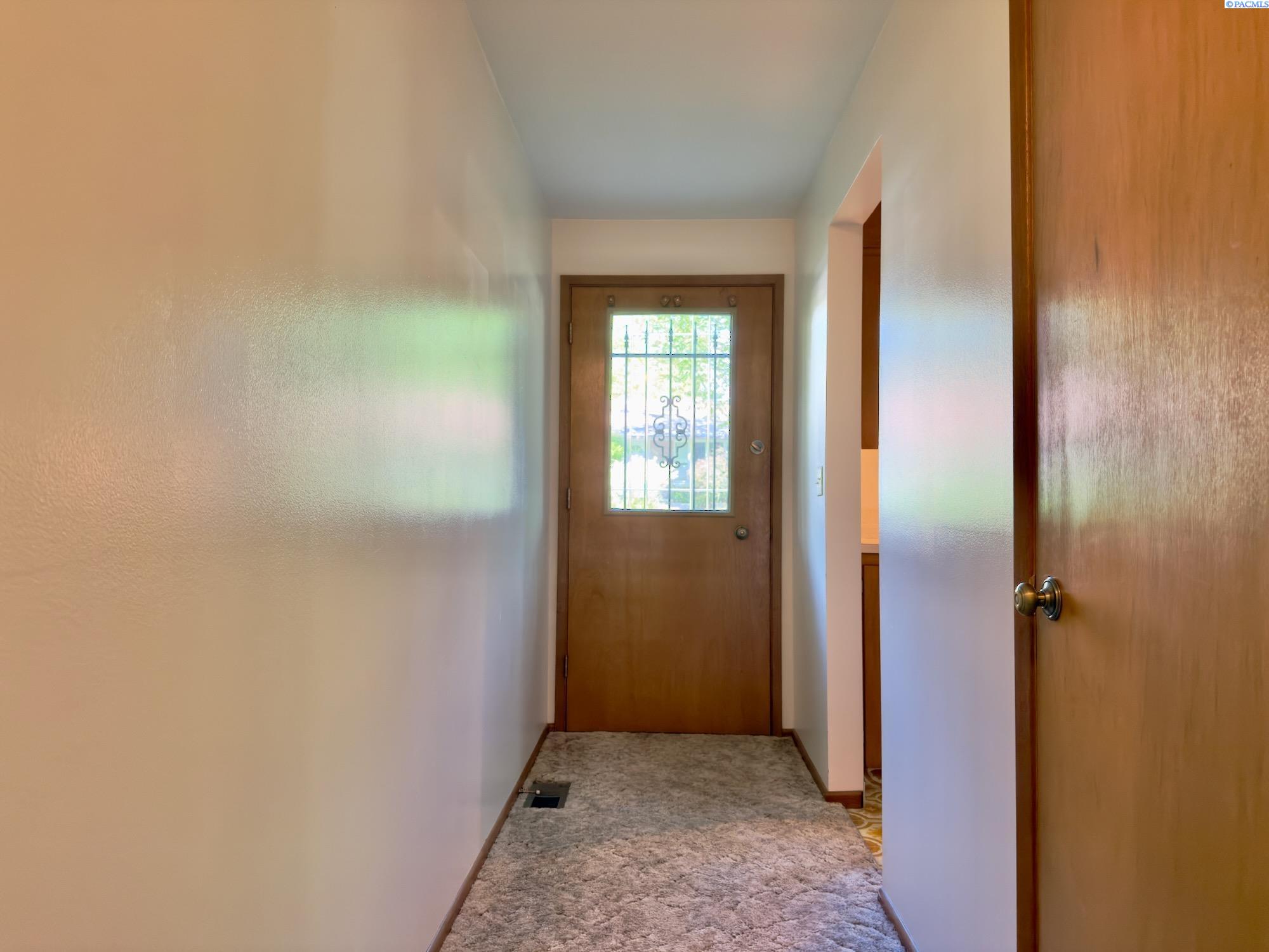 1305 NW Haven Circle