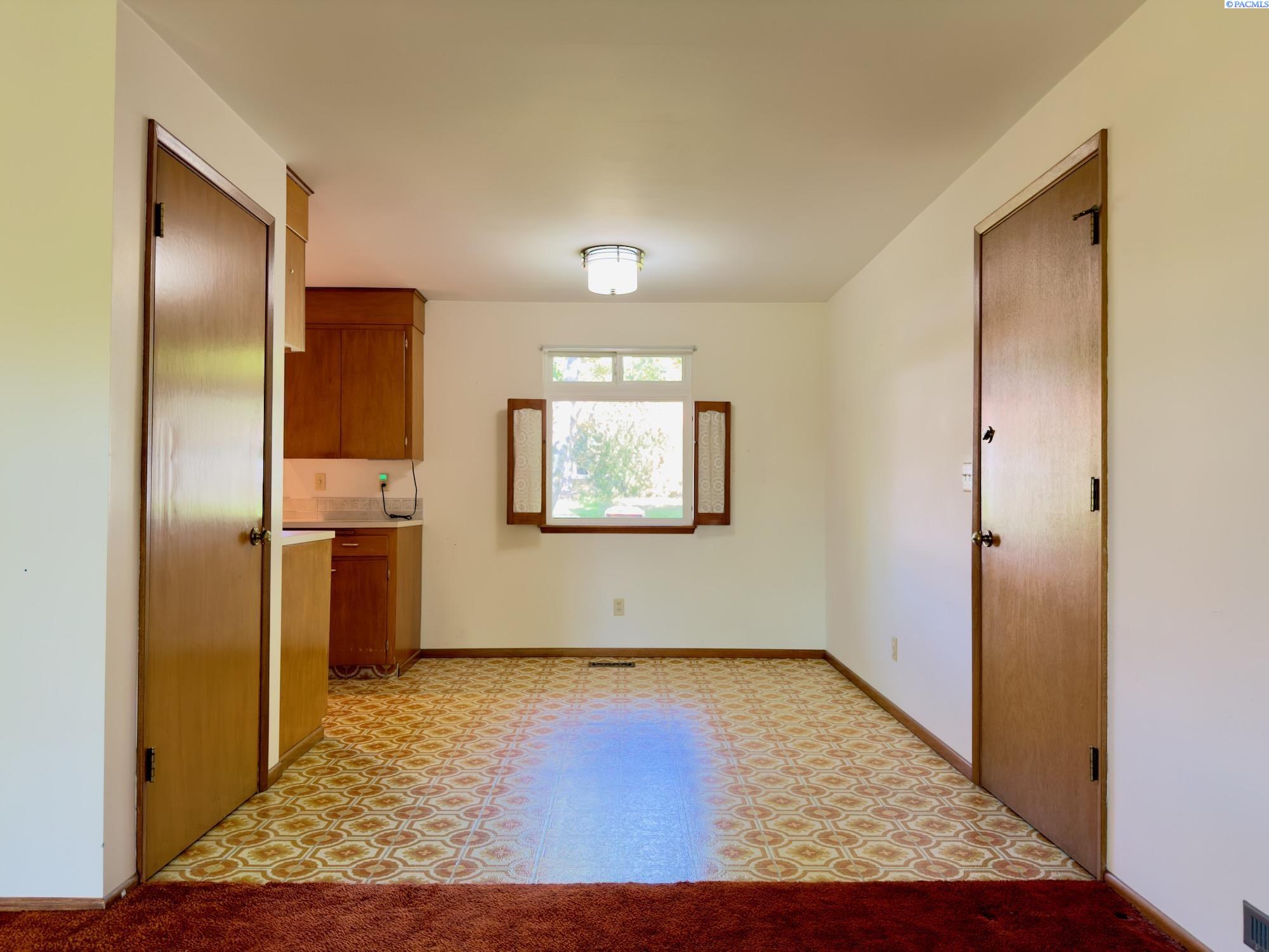 1305 NW Haven Circle