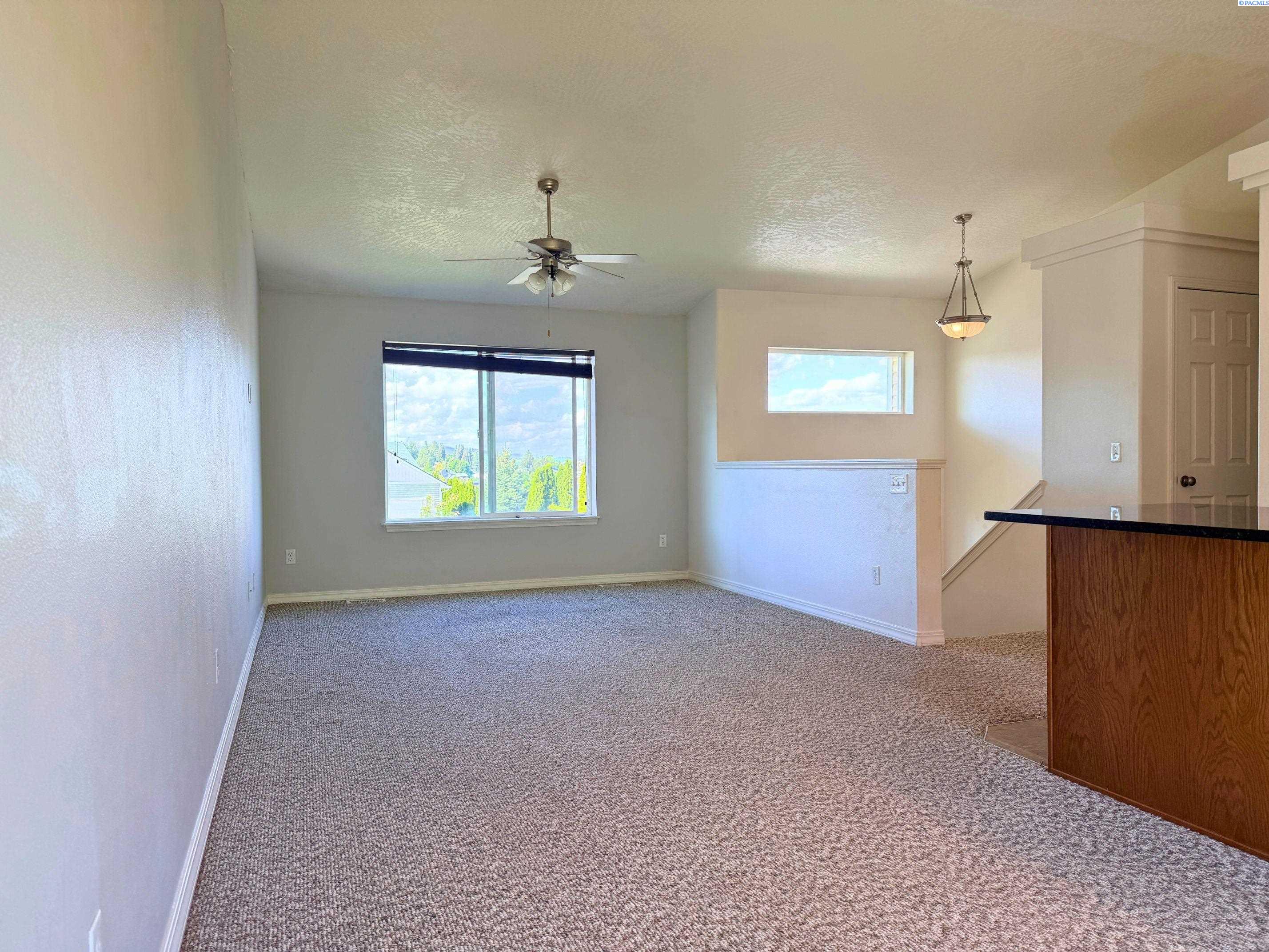 1255 SW Latour Peak