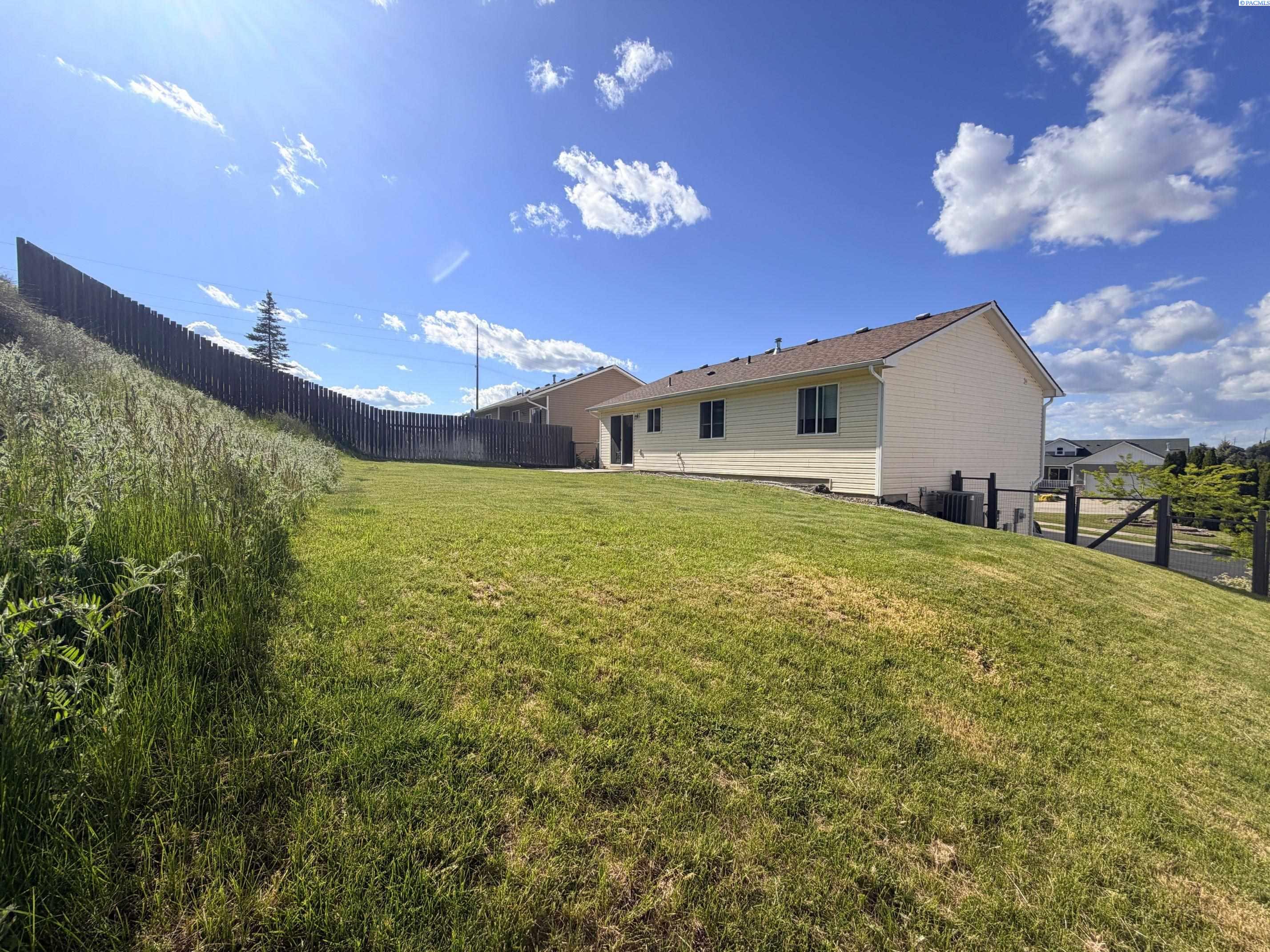 1255 SW Latour Peak