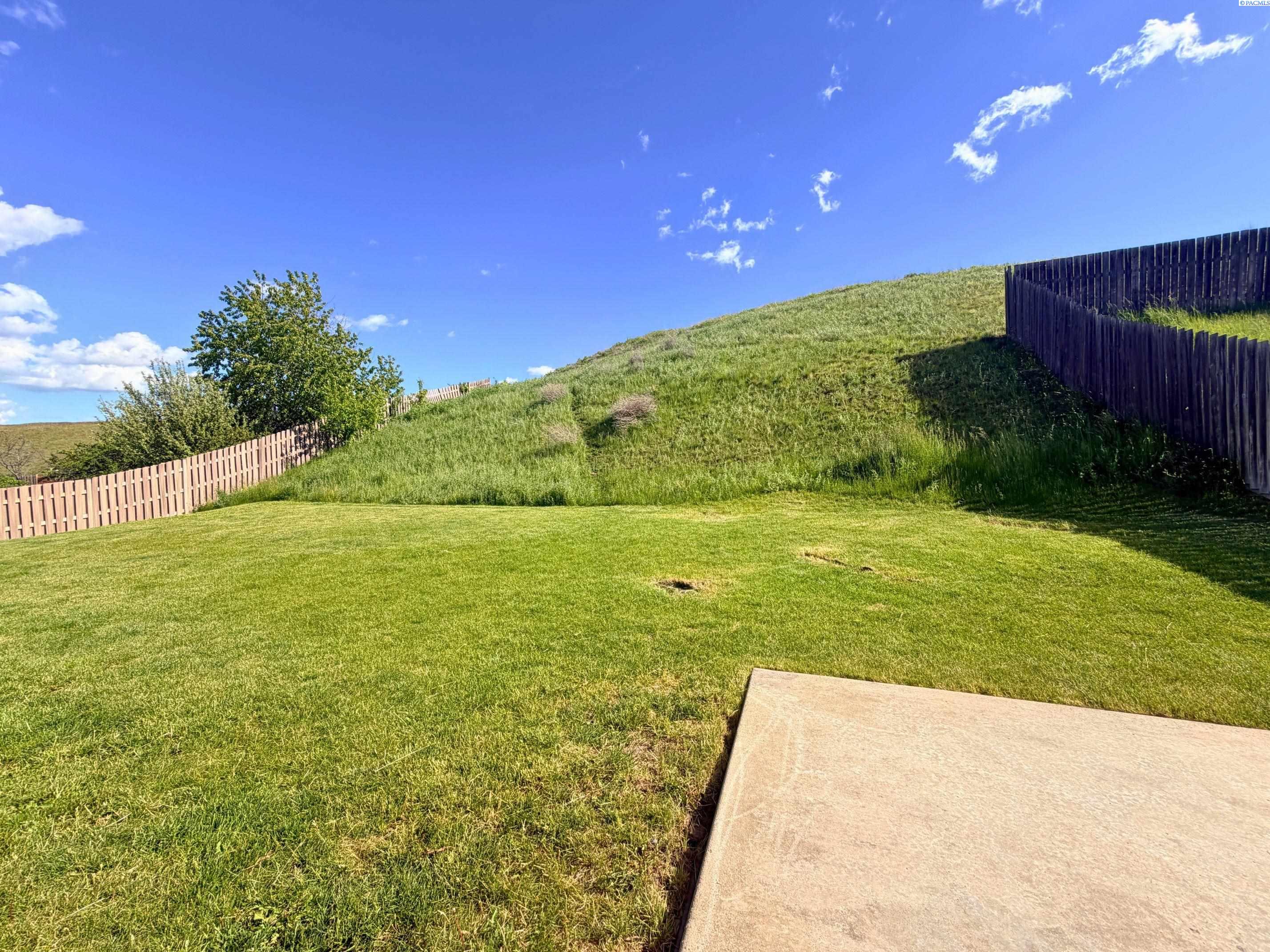 1255 SW Latour Peak
