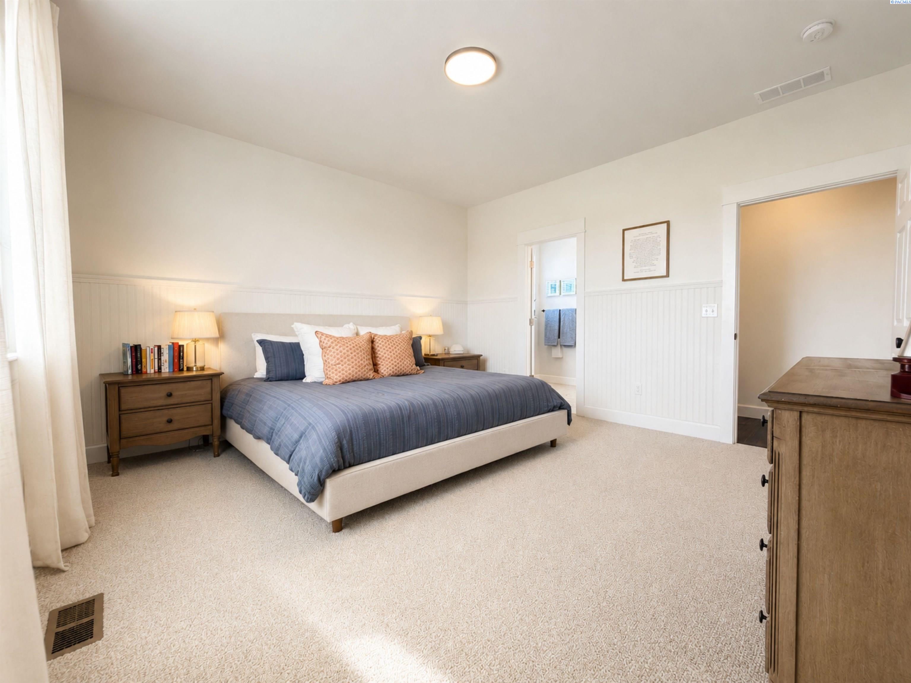 605 SW Umatilla Ct.