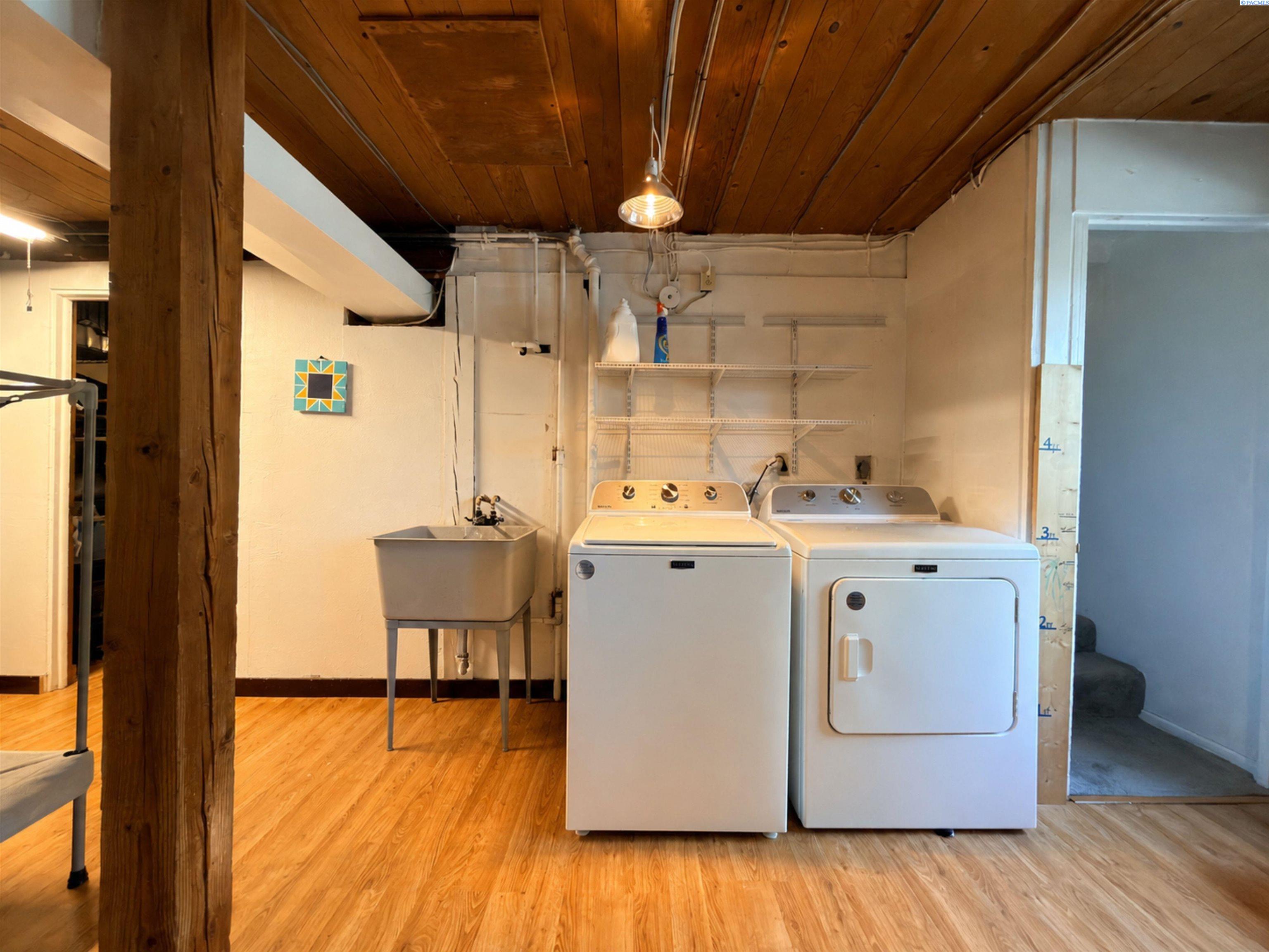 1620 SW Baldwin
