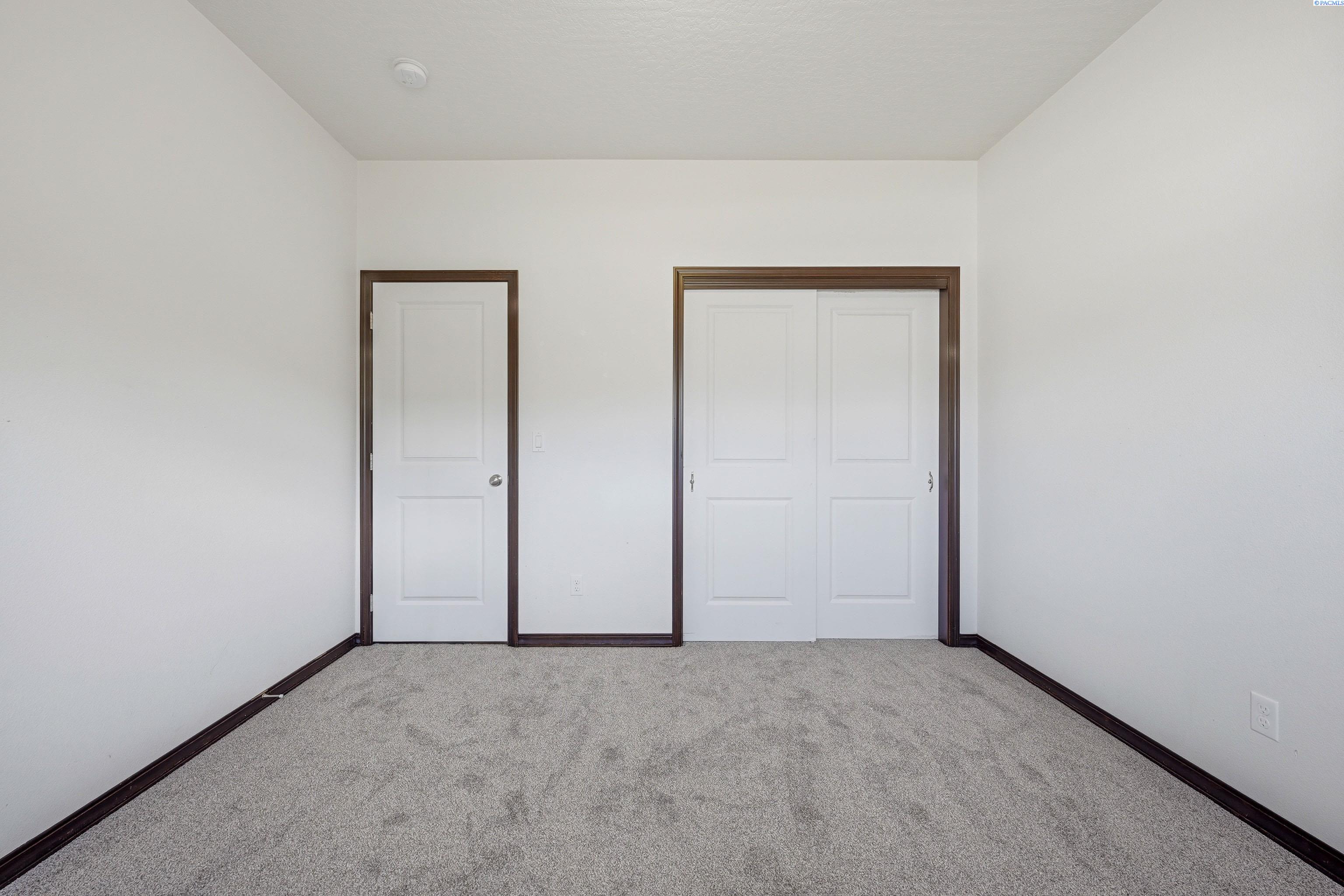 1030 SW Corral Court