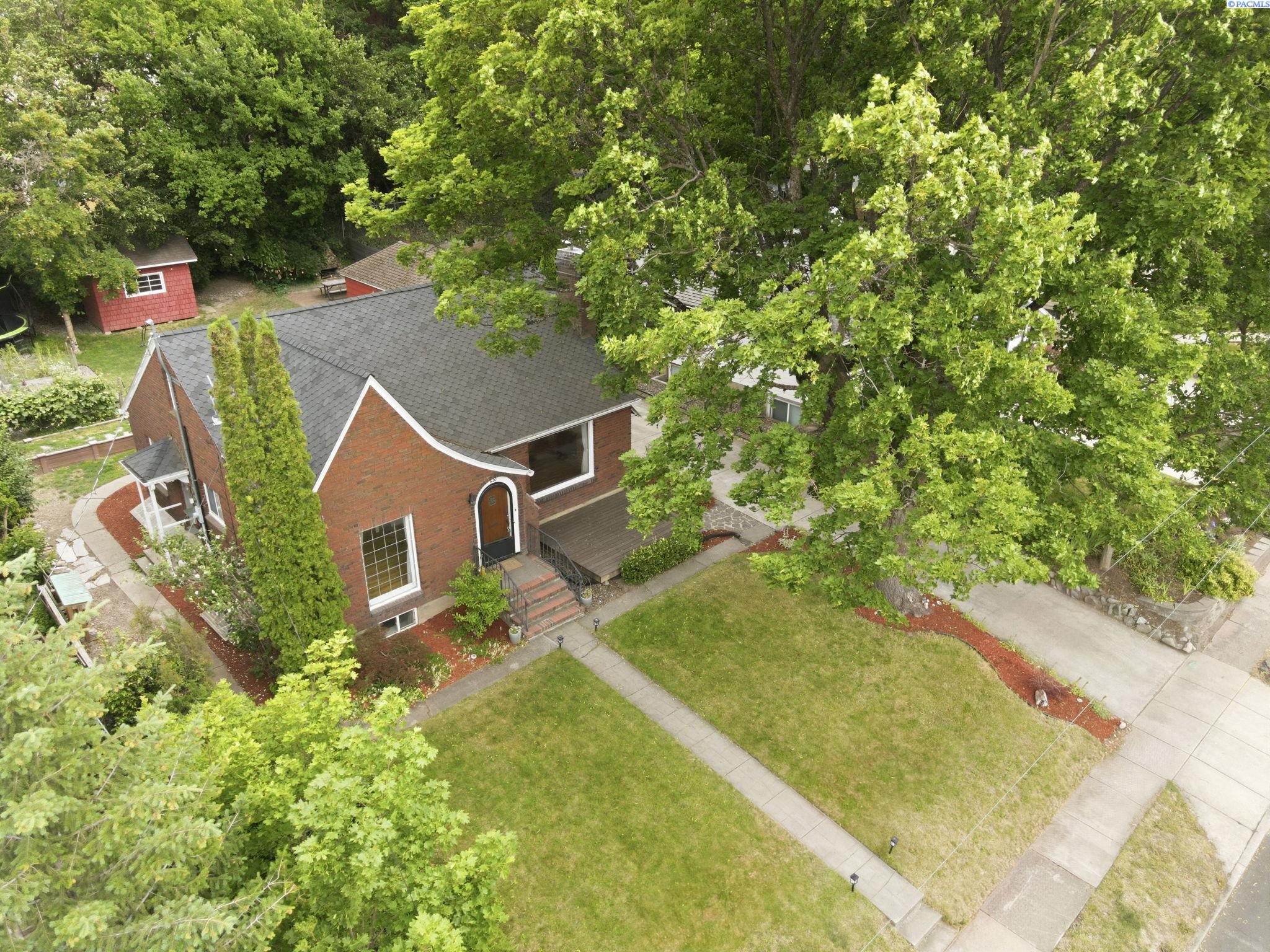 620 SE High Street