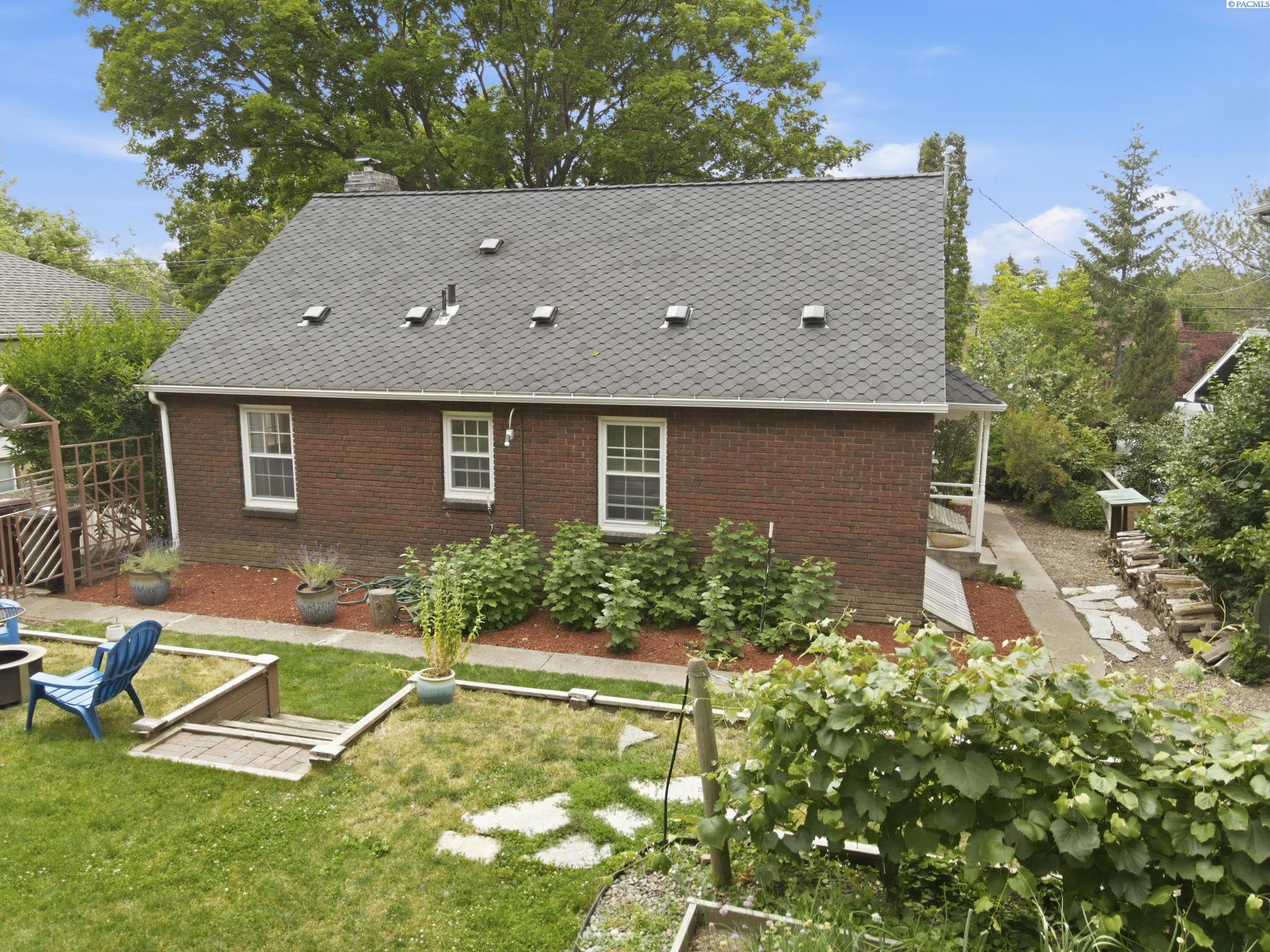 620 SE High Street