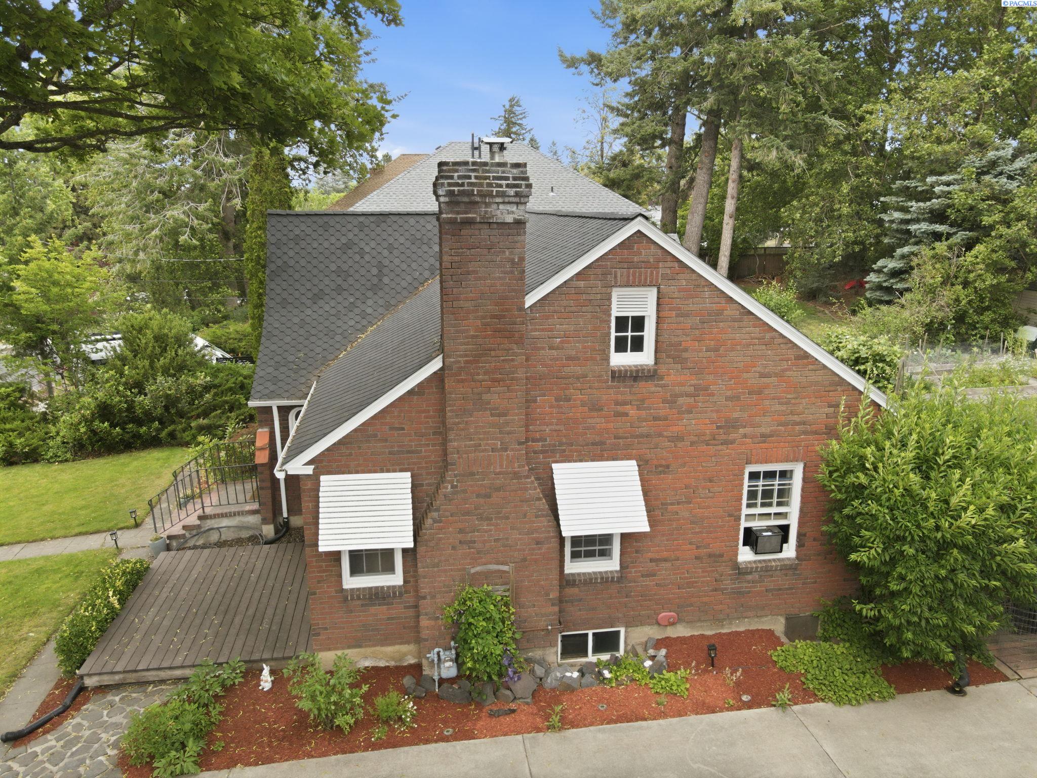 620 SE High Street