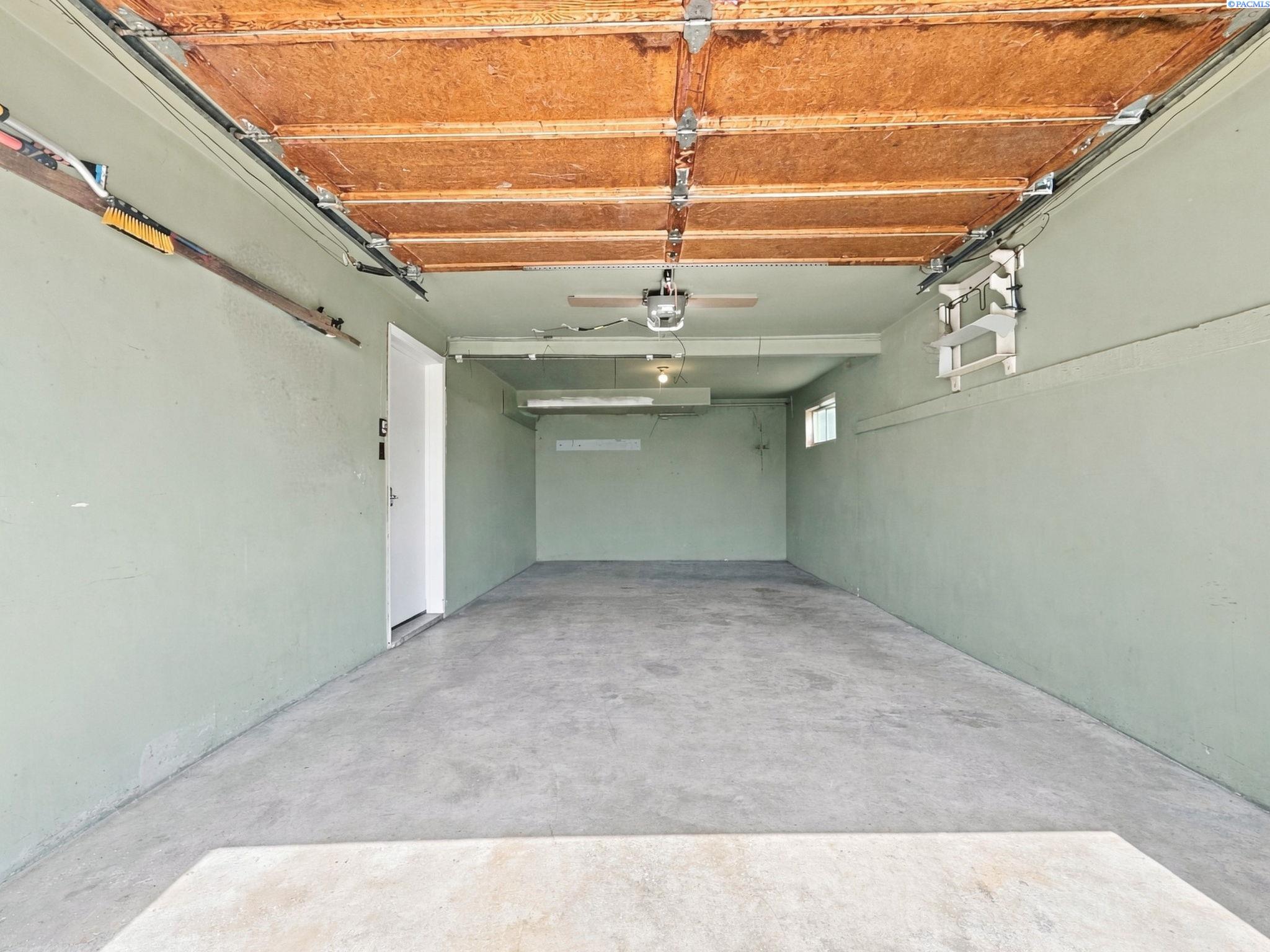 220 NW Timothy Street