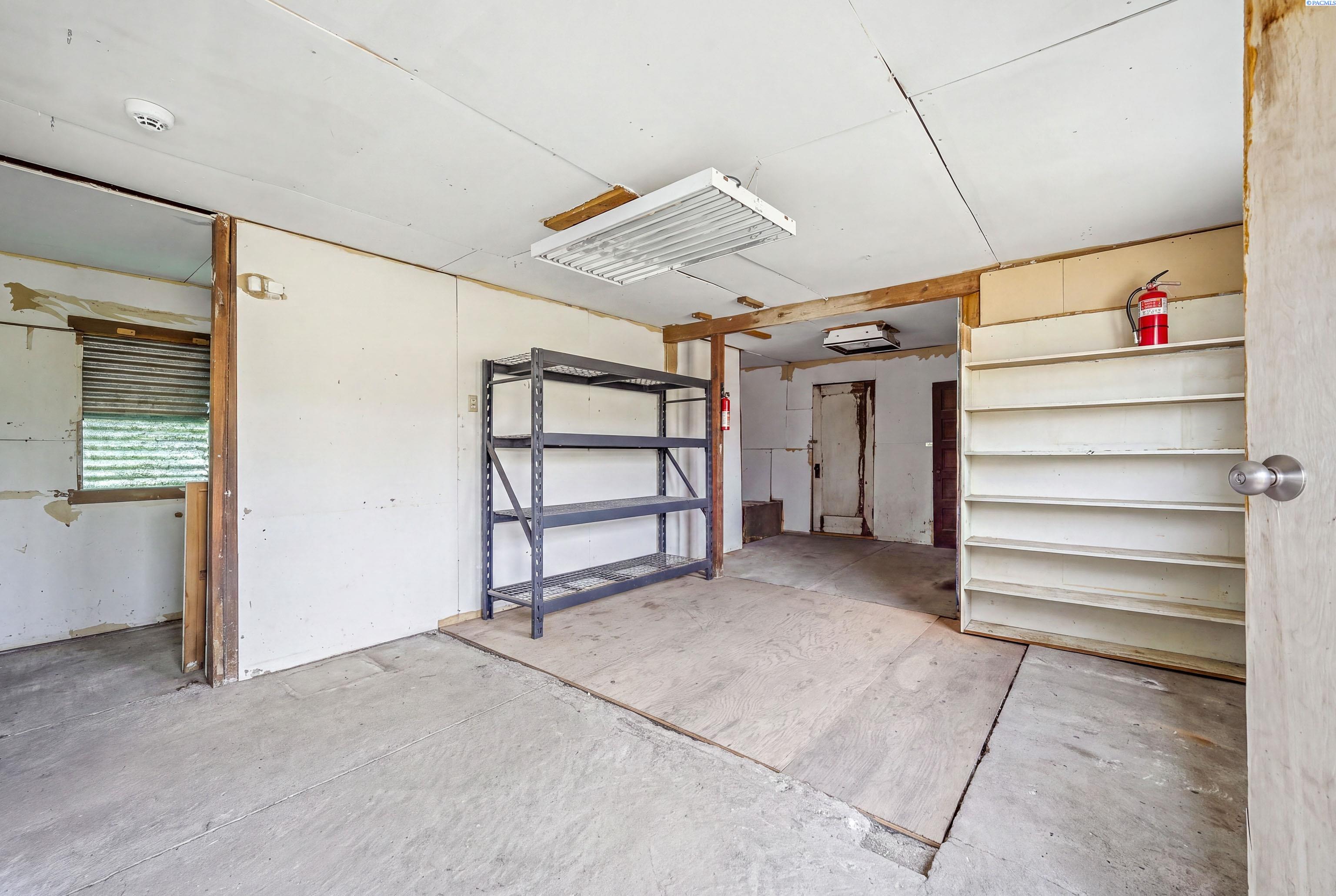 109 S 10th St.