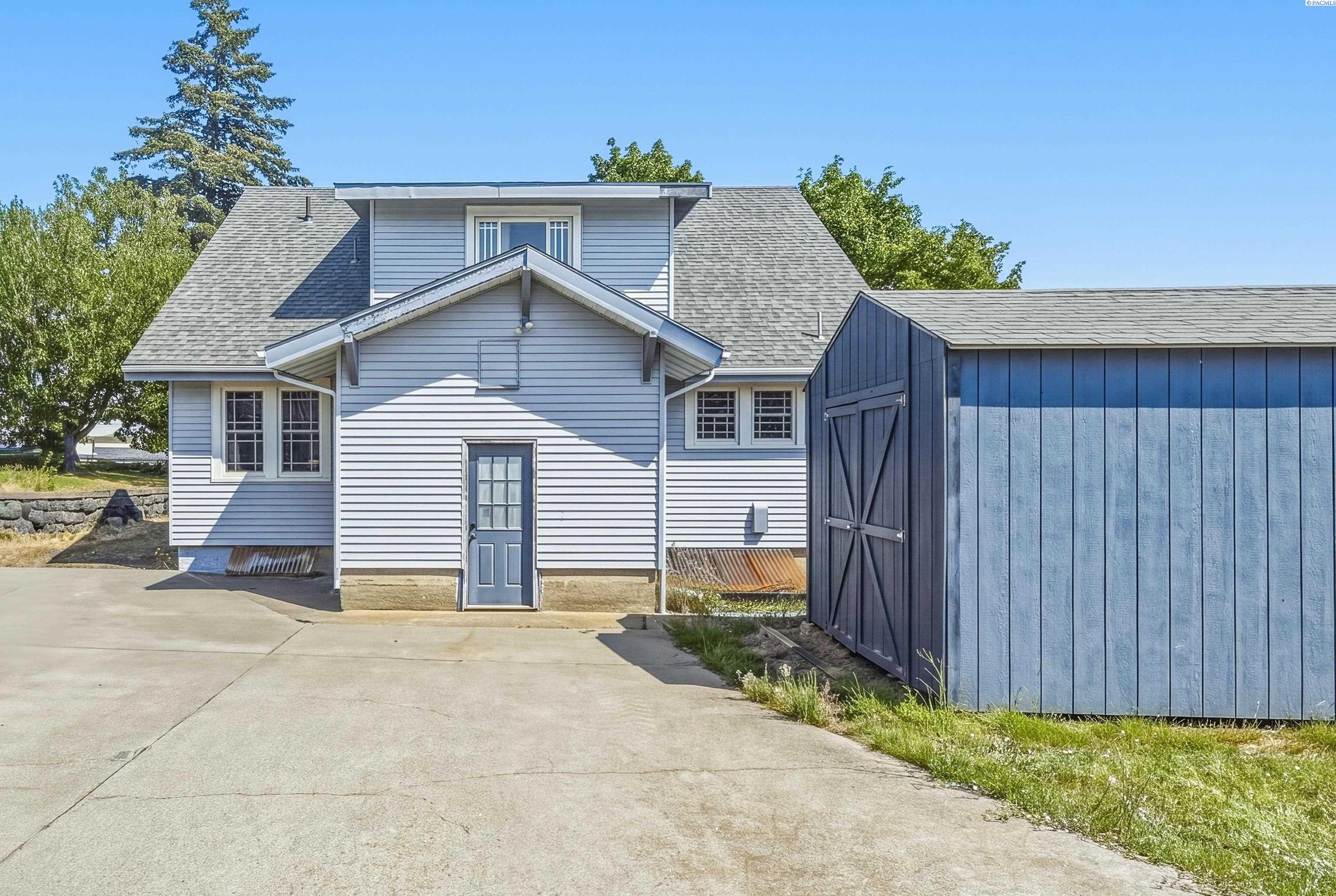 804 S Hillcrest Dr.
