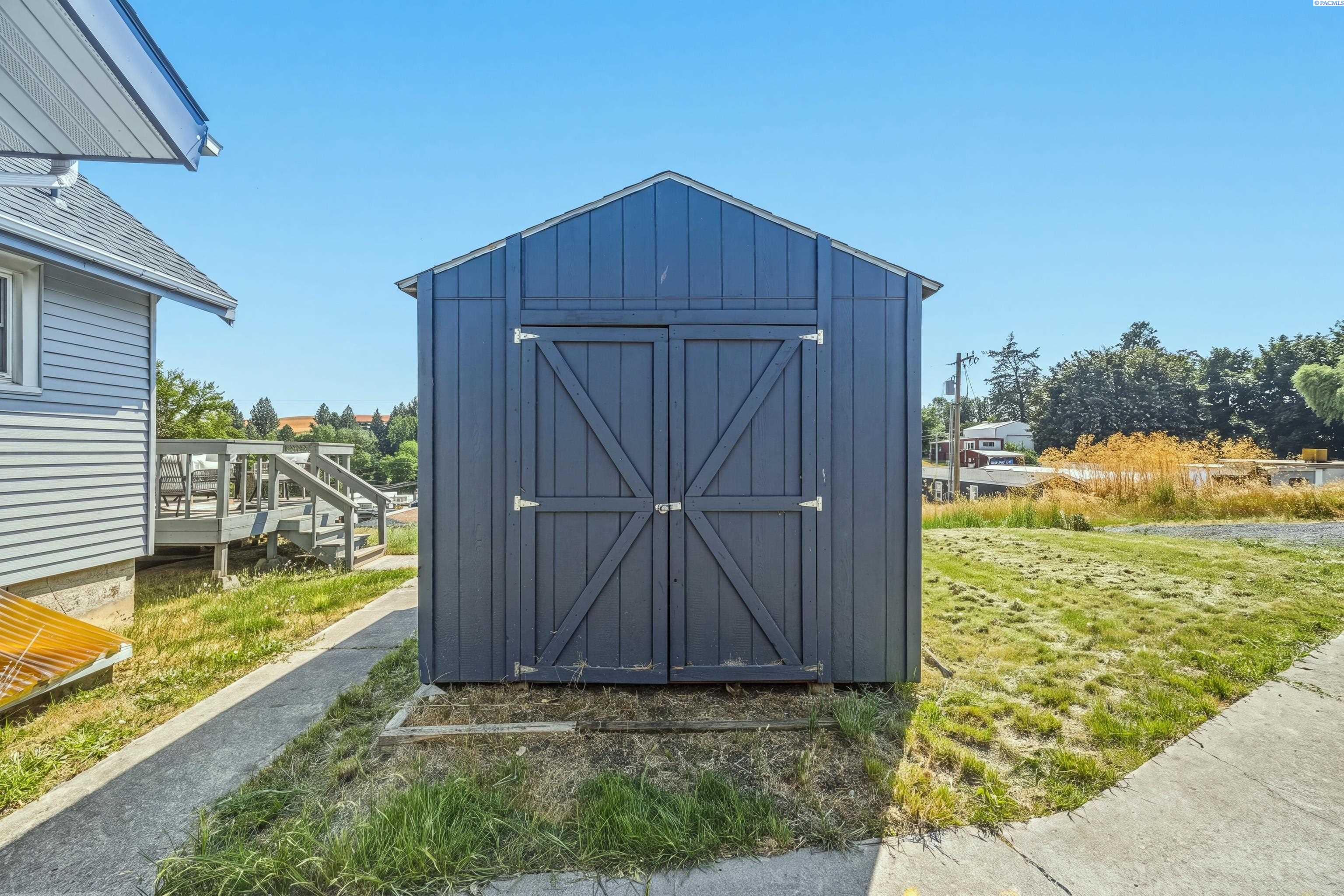 804 S Hillcrest Dr.